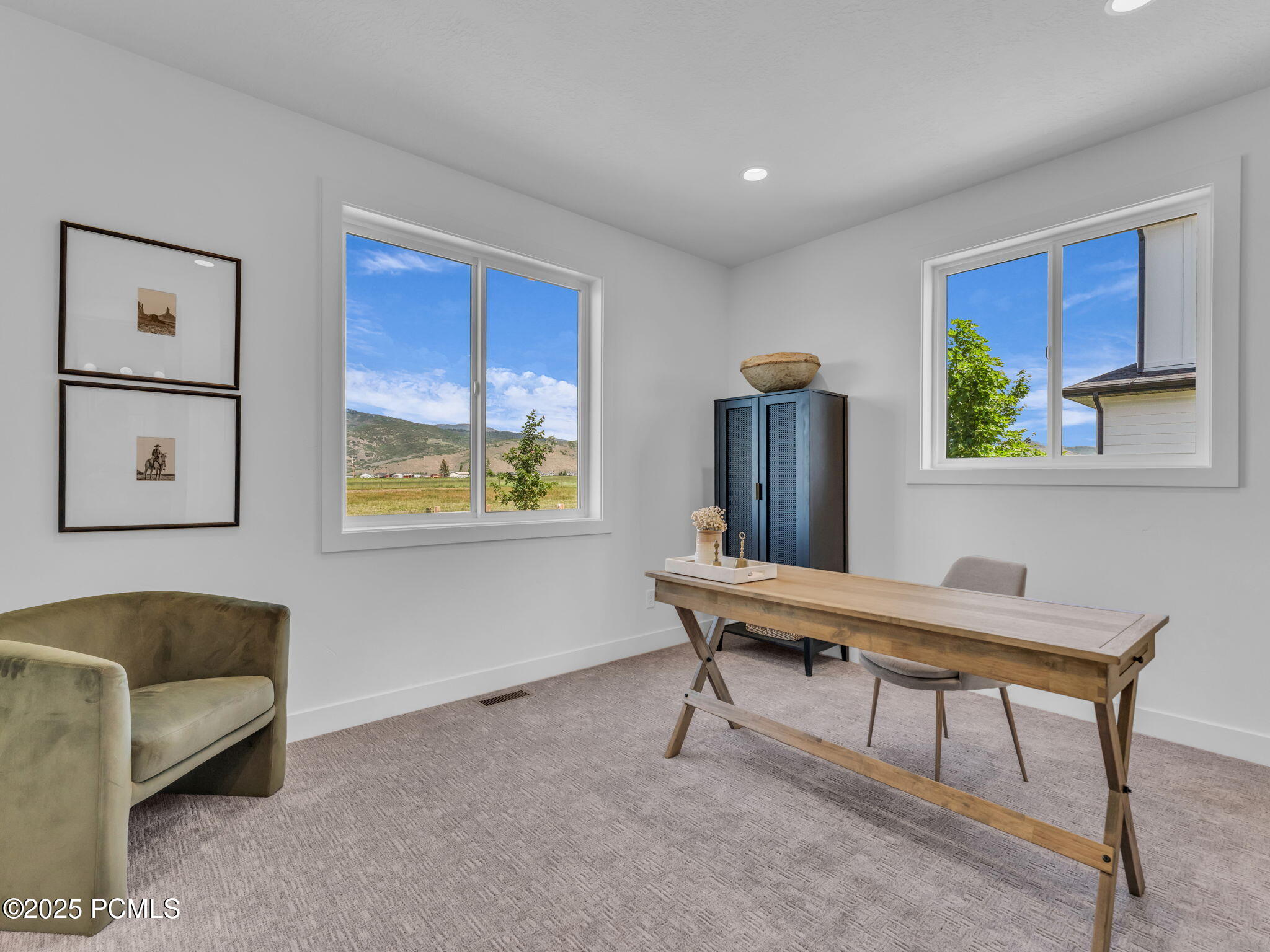 1373 Sage Way
