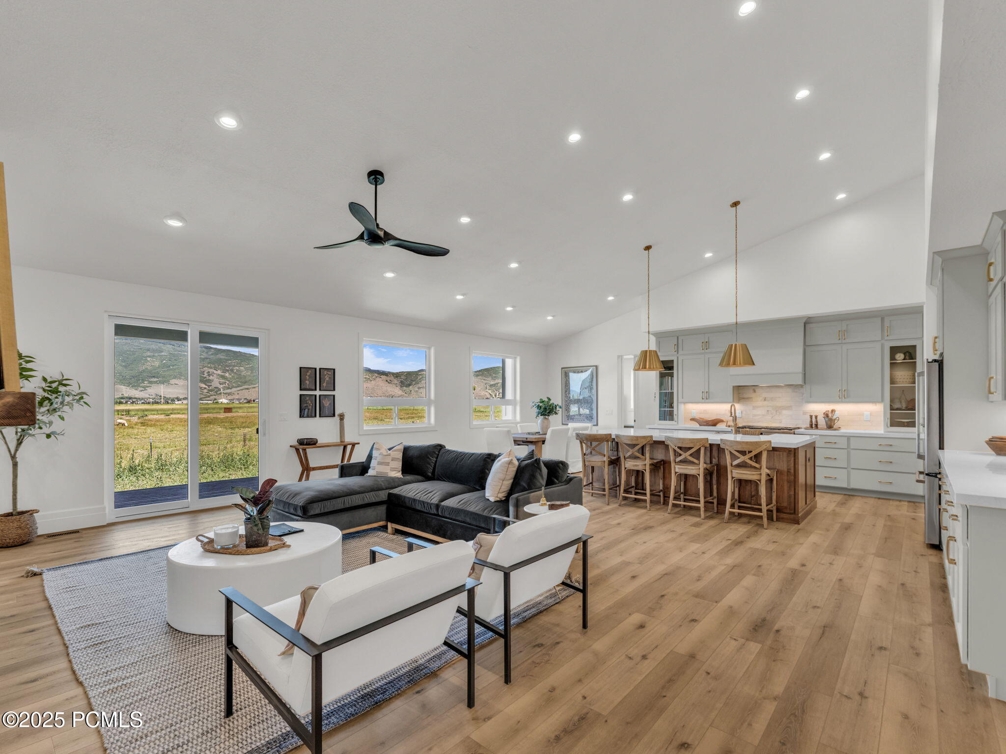 1373 Sage Way