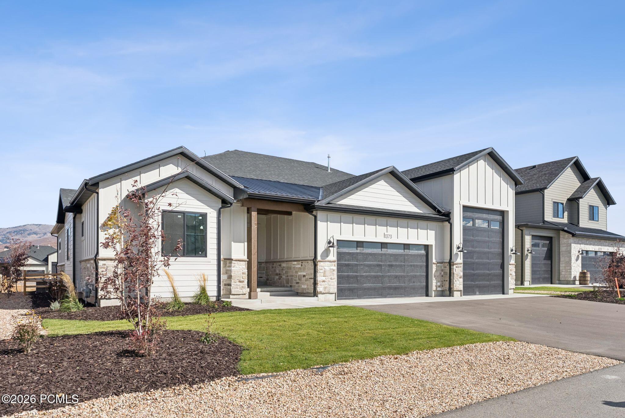 1373 Sage Way