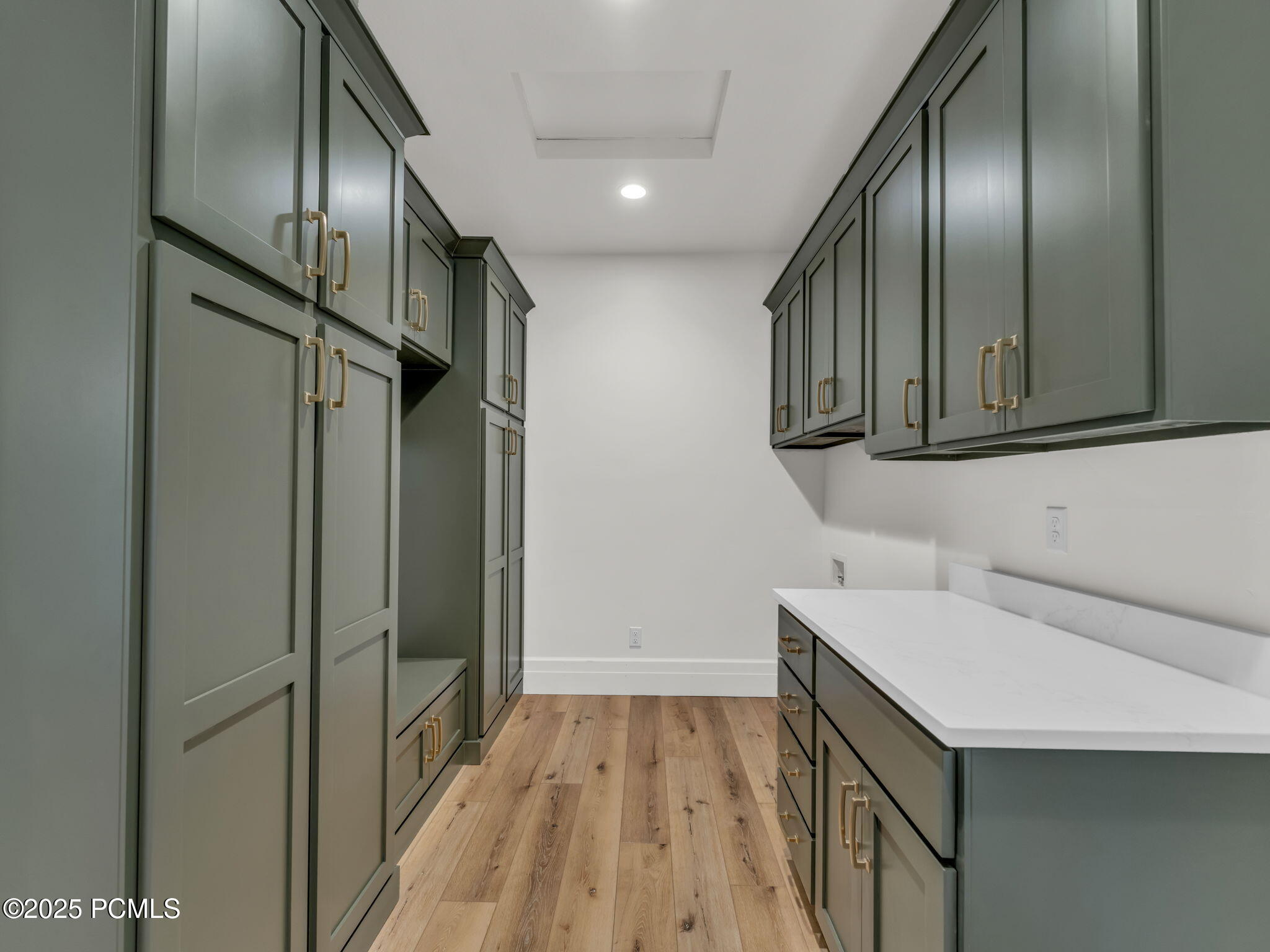1373 Sage Way