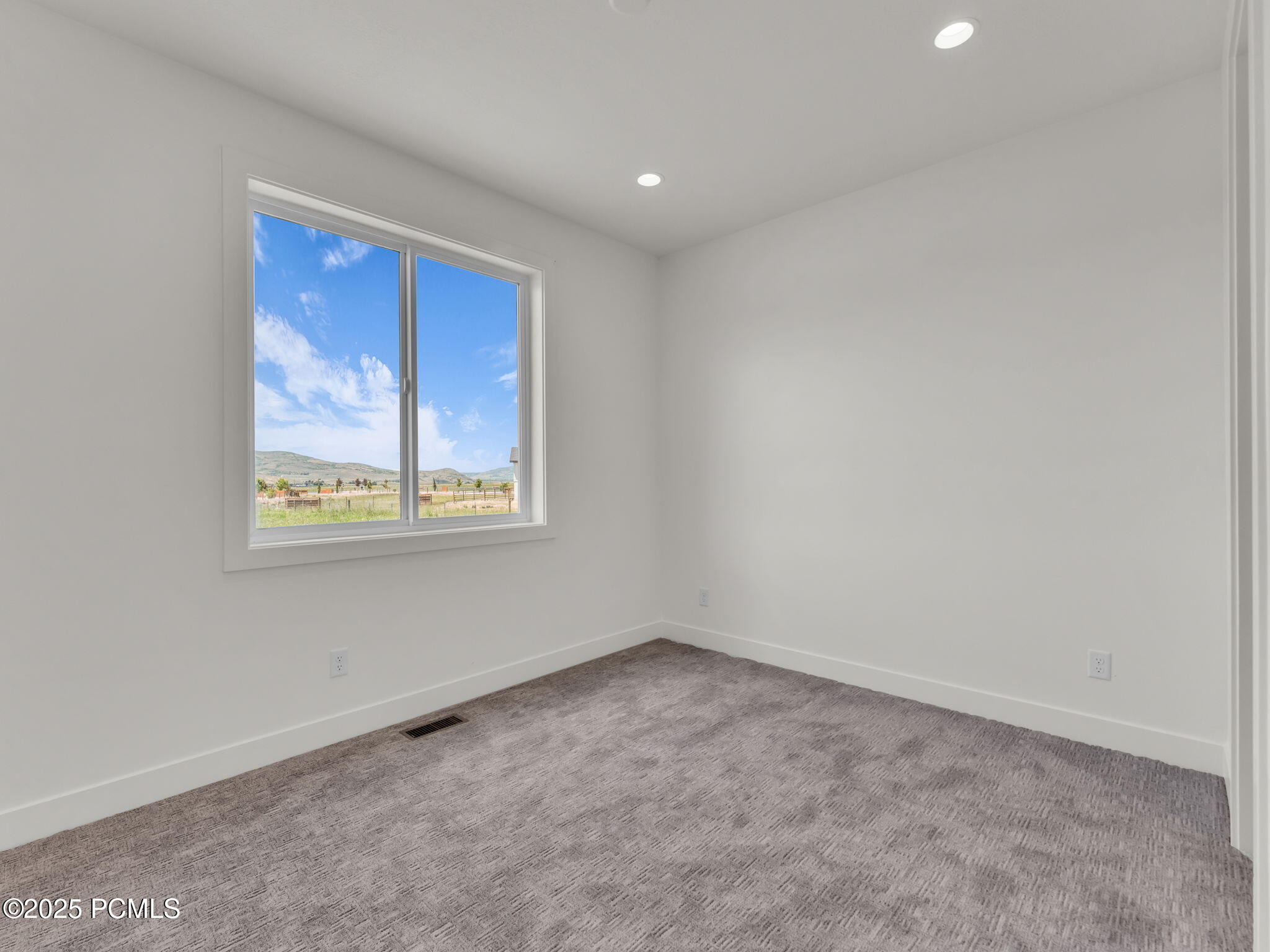 1373 Sage Way