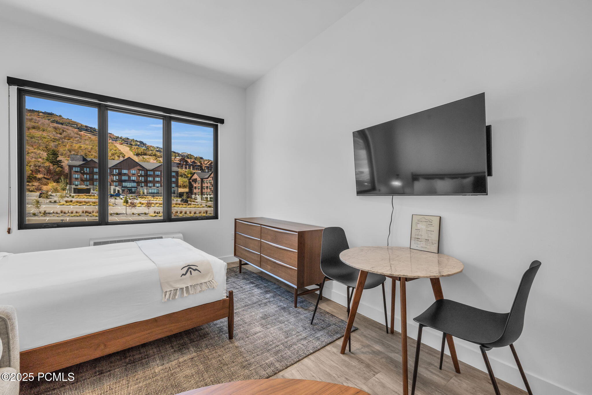 2303 W Deer Hollow Road, 1334