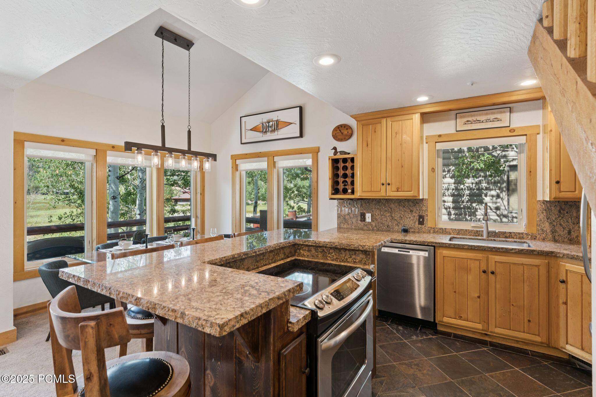 1955 Deer Valley Drive, 302