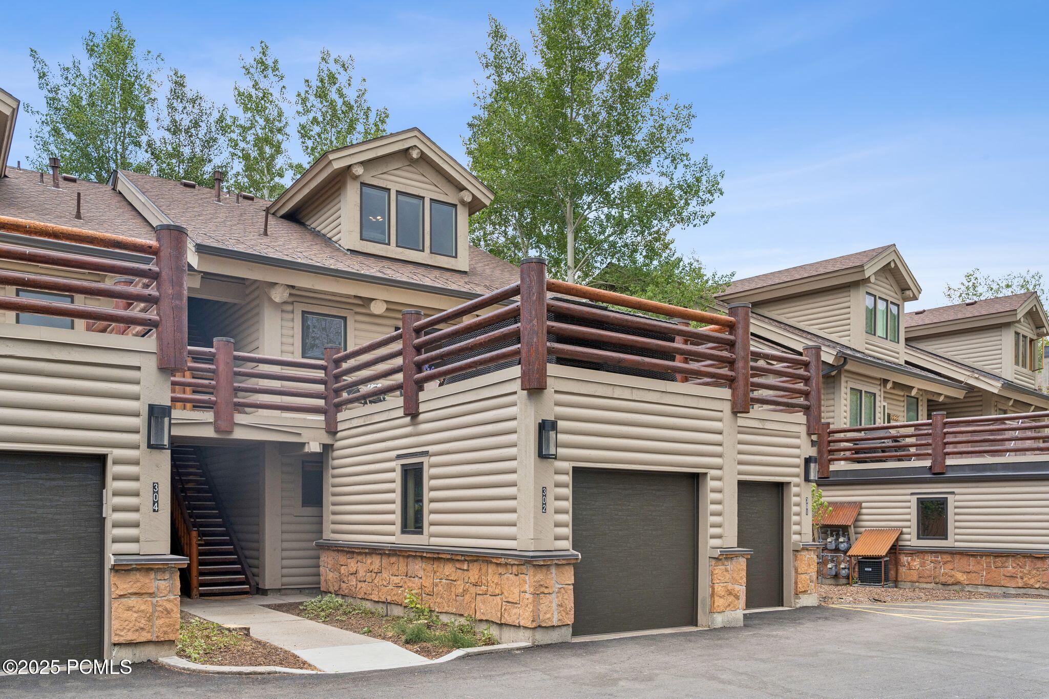 1955 Deer Valley Drive, 302