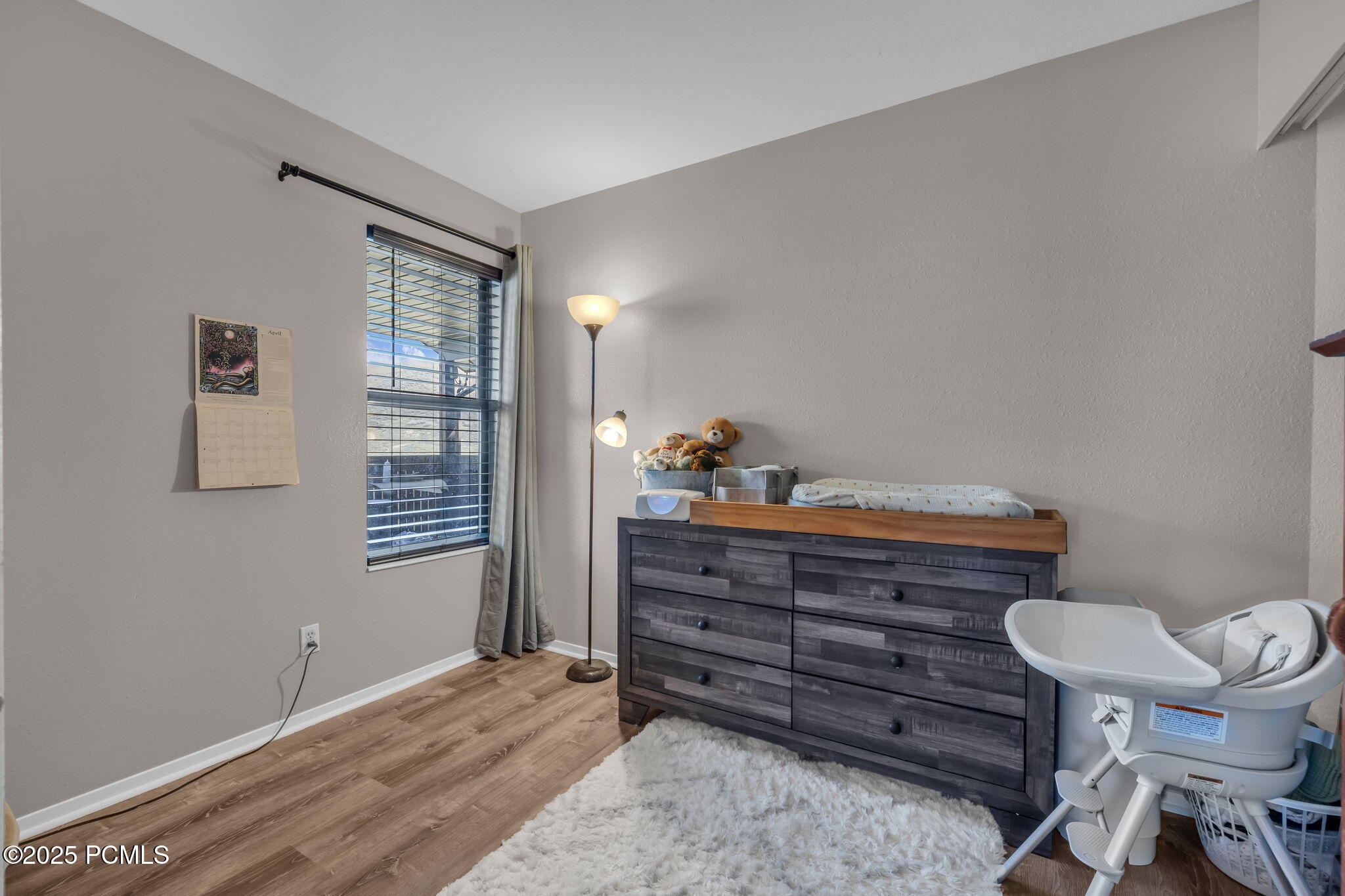 6821 N 2200 West, 11k