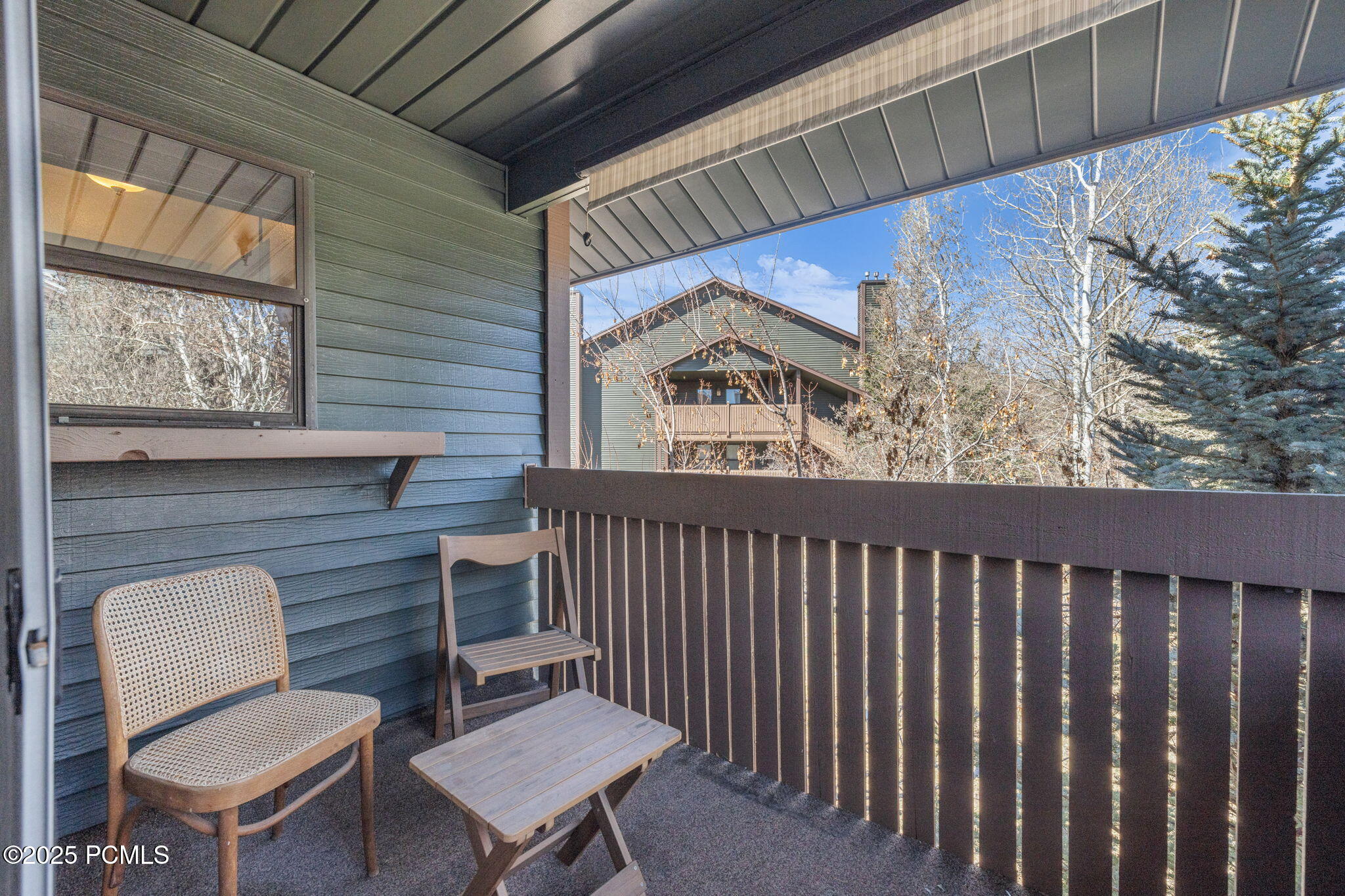 6821 N 2200 West, 11k