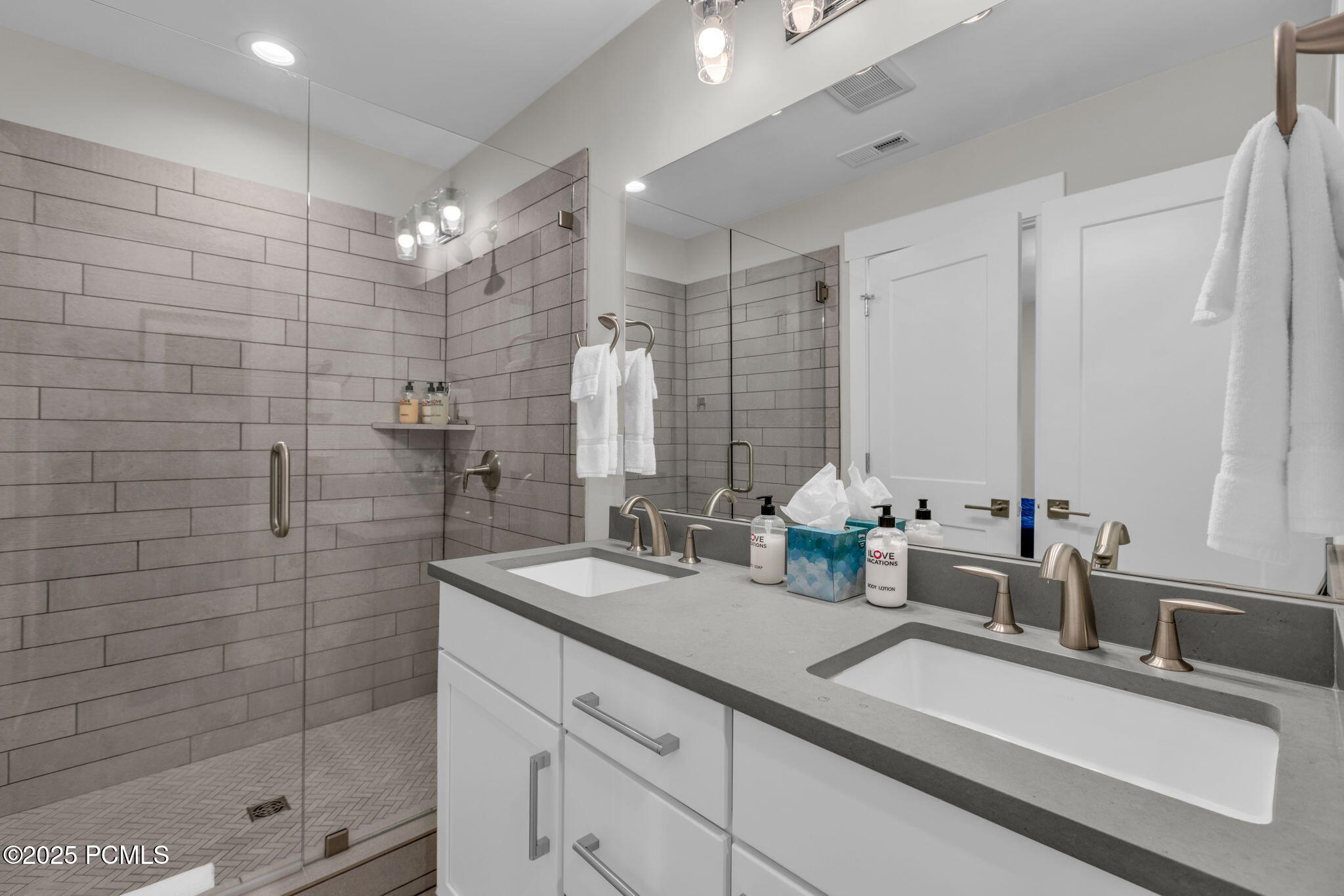 1045 W Wasatch Spring Road