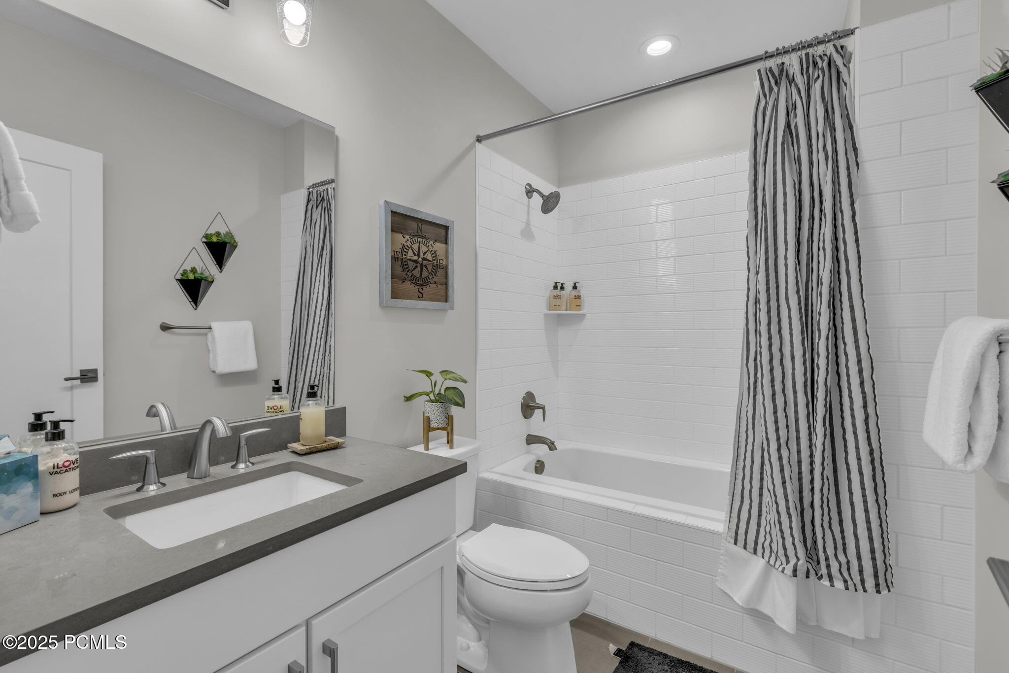 1045 W Wasatch Spring Road