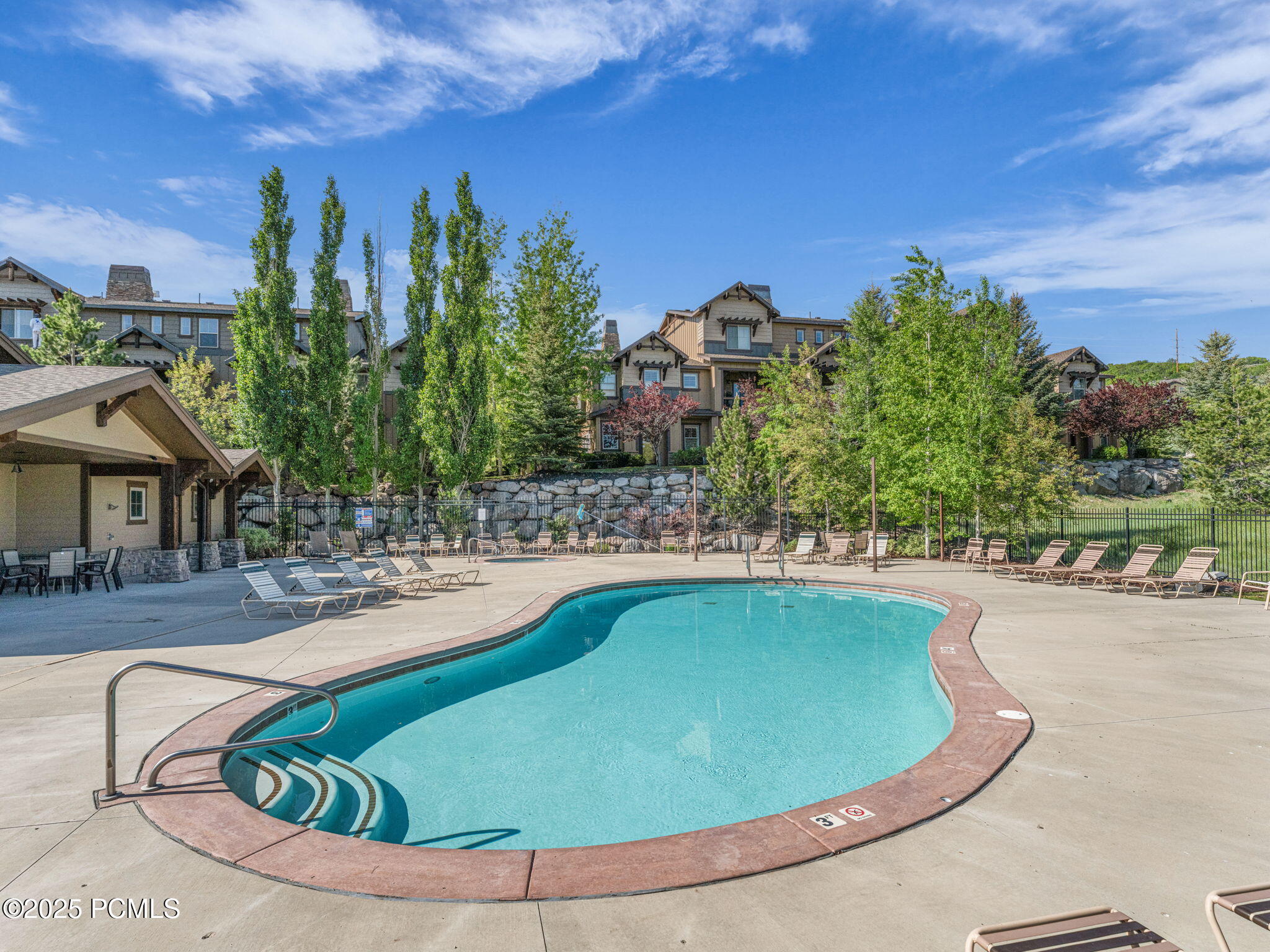 865 W Benjamin Place