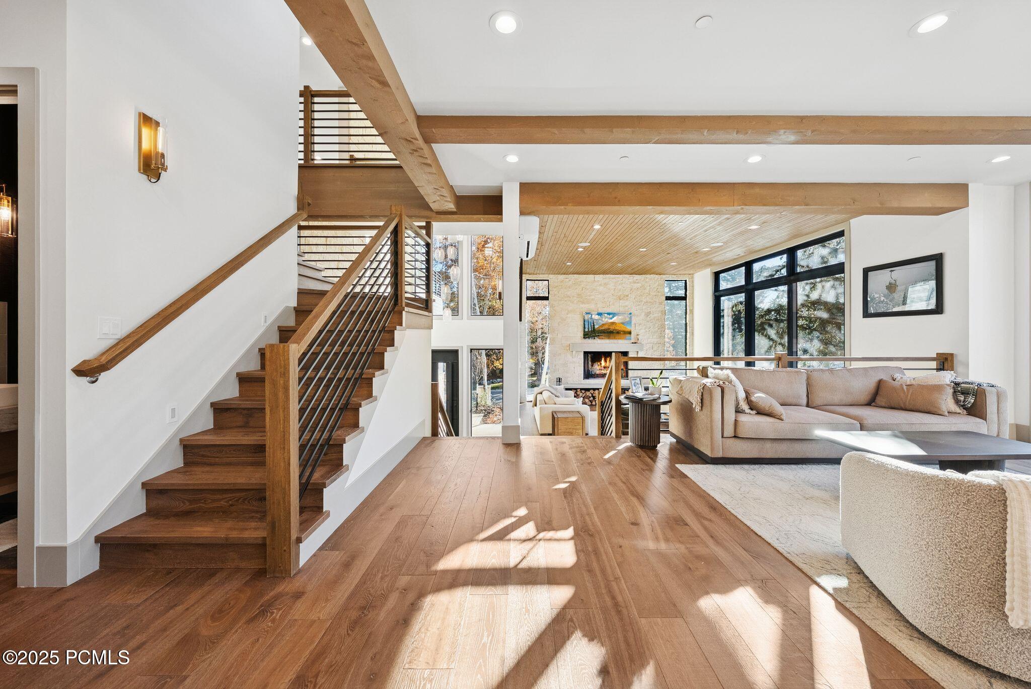 2083 Three Kings Court