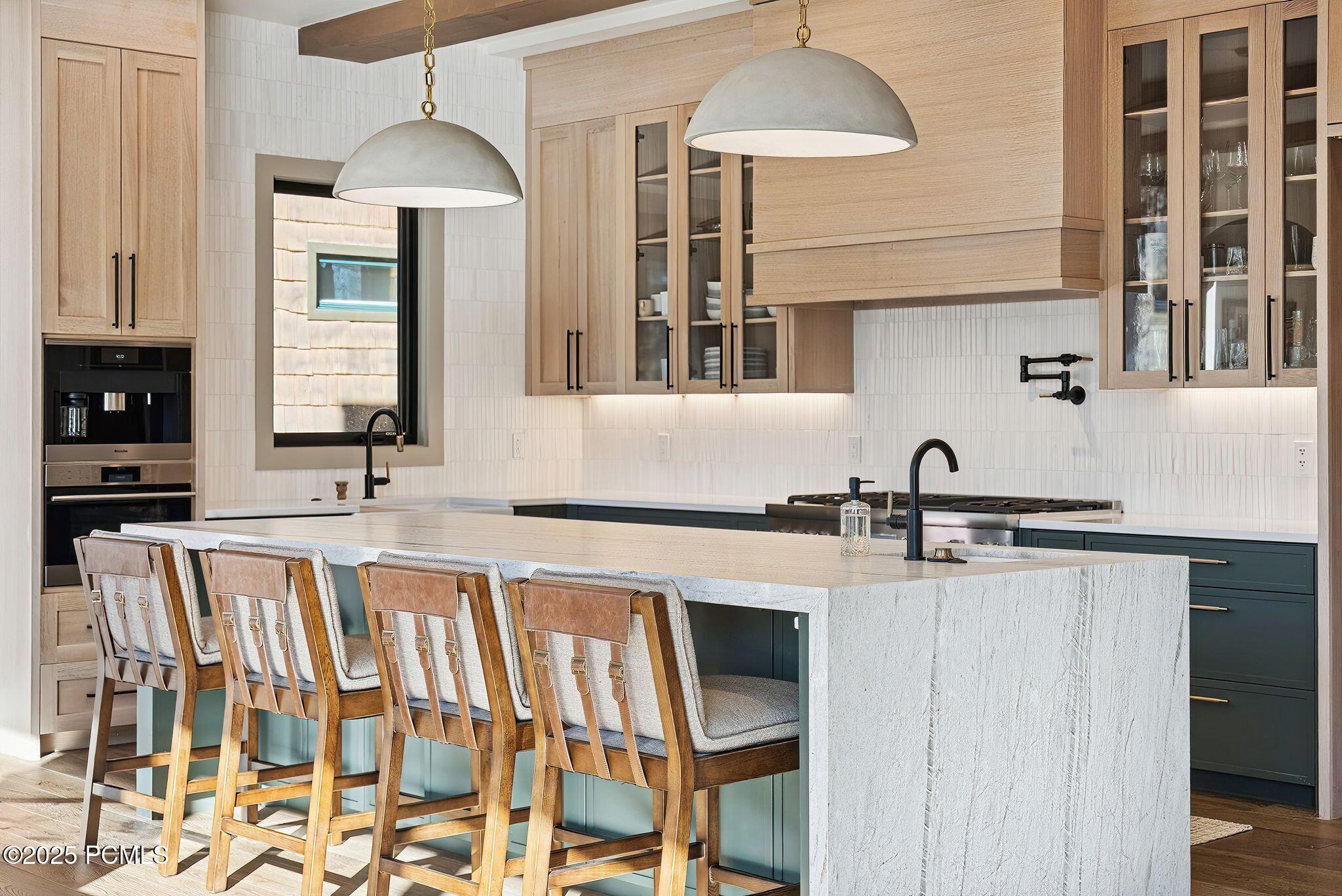 2083 Three Kings Court