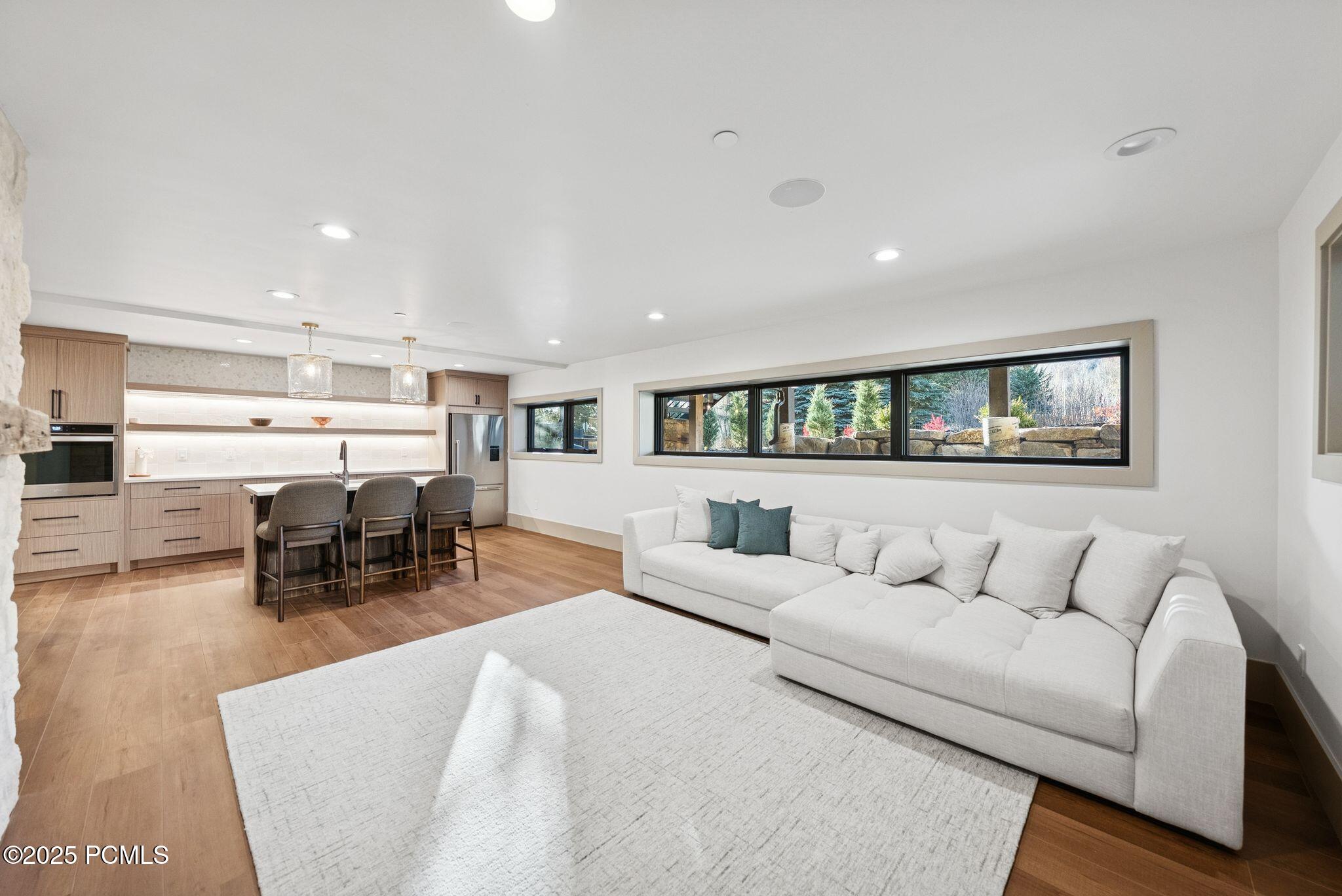 2083 Three Kings Court