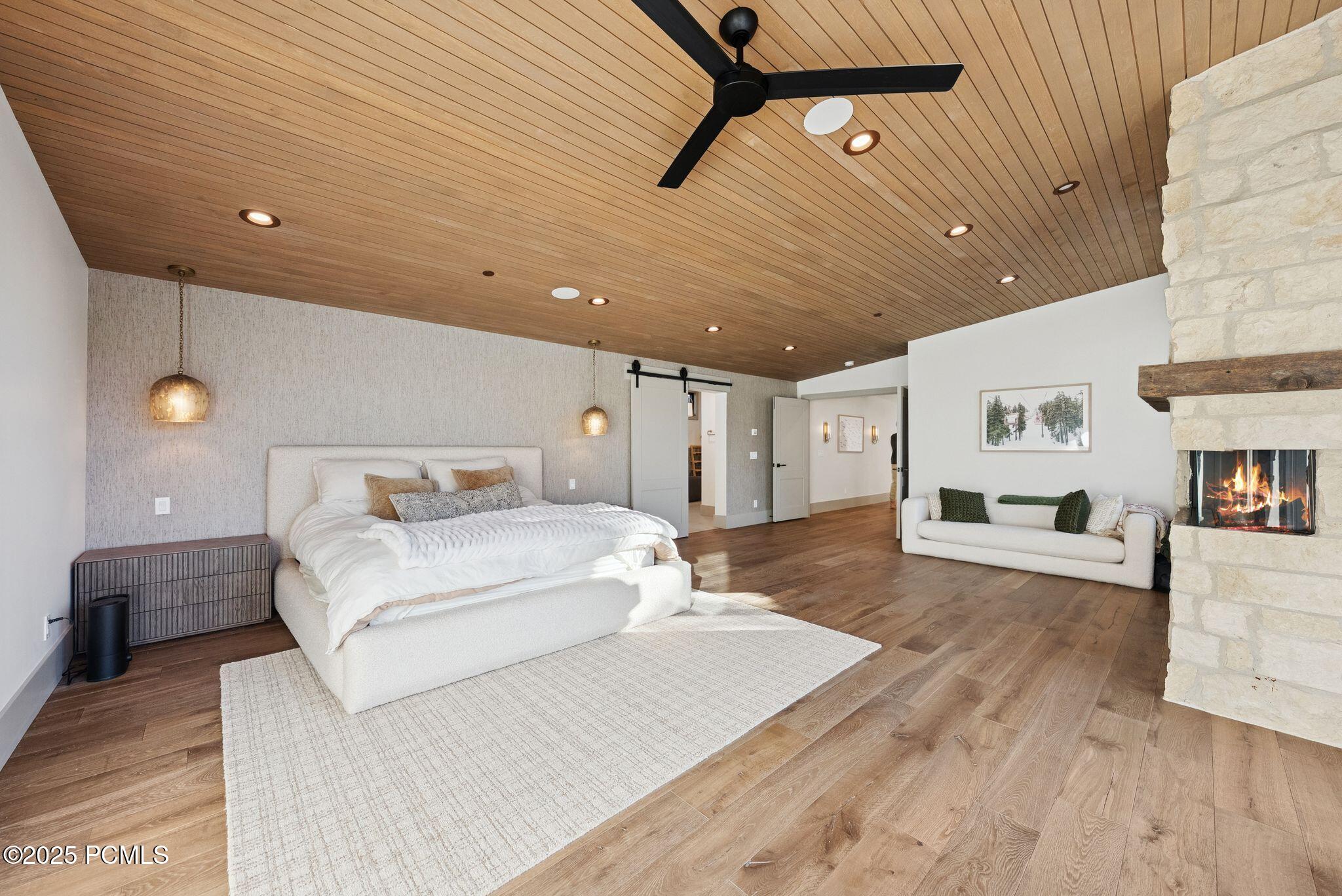 2083 Three Kings Court