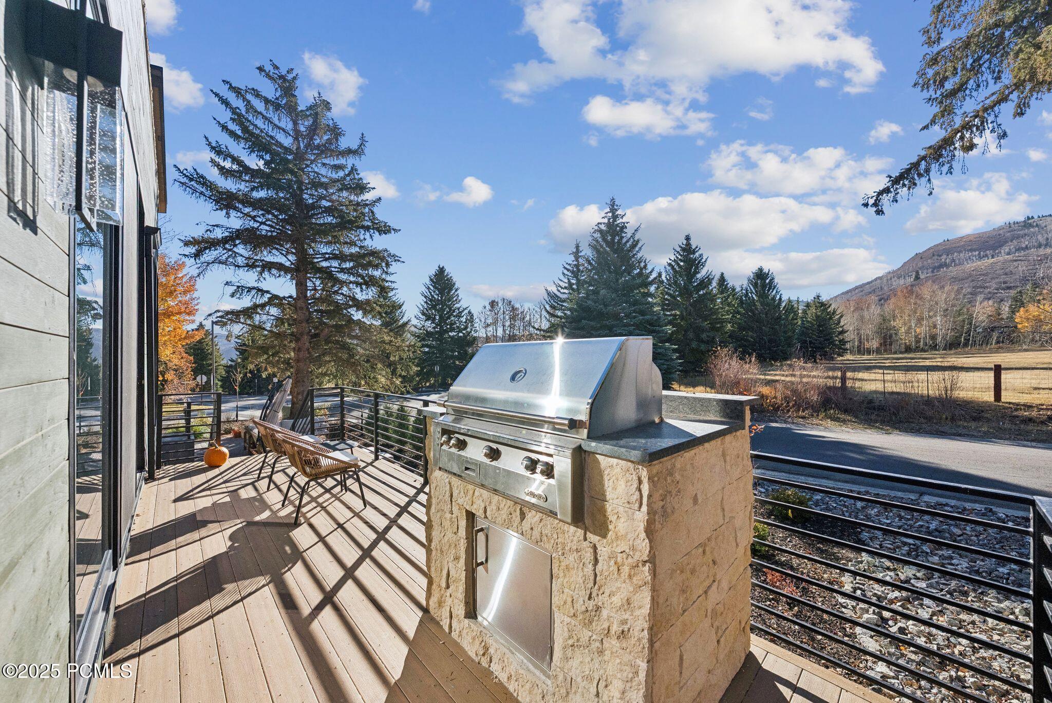 2083 Three Kings Court