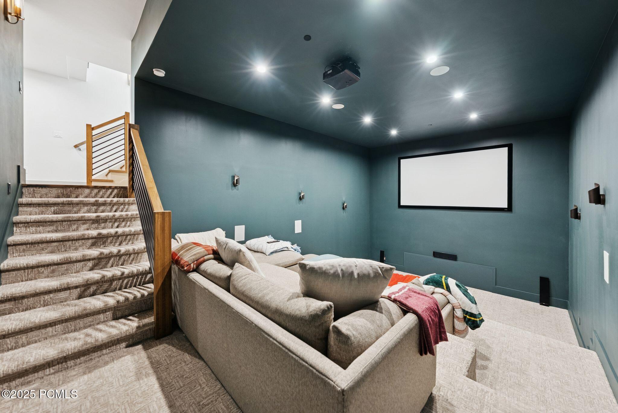 2083 Three Kings Court