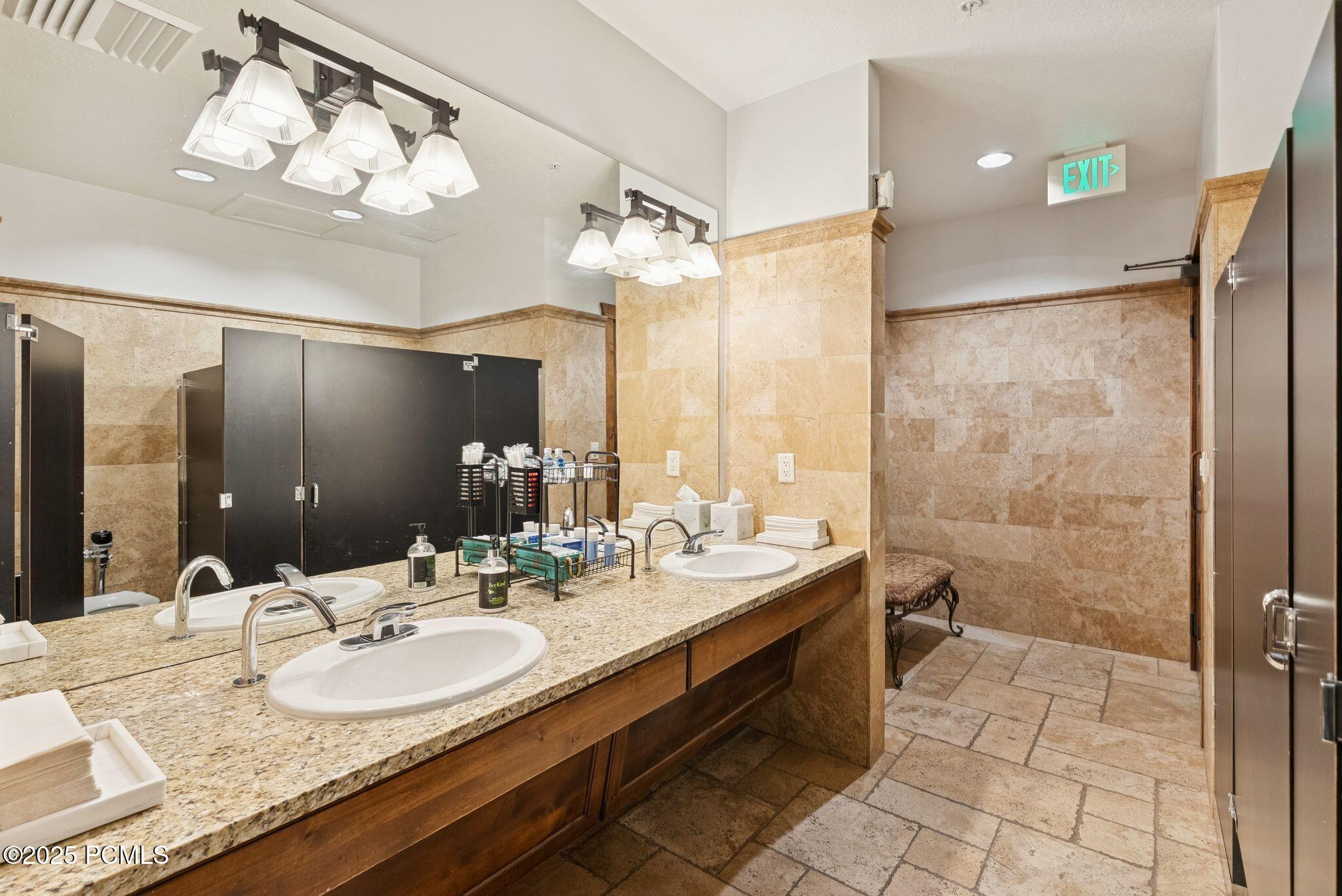 3558 N Escala Court, 251