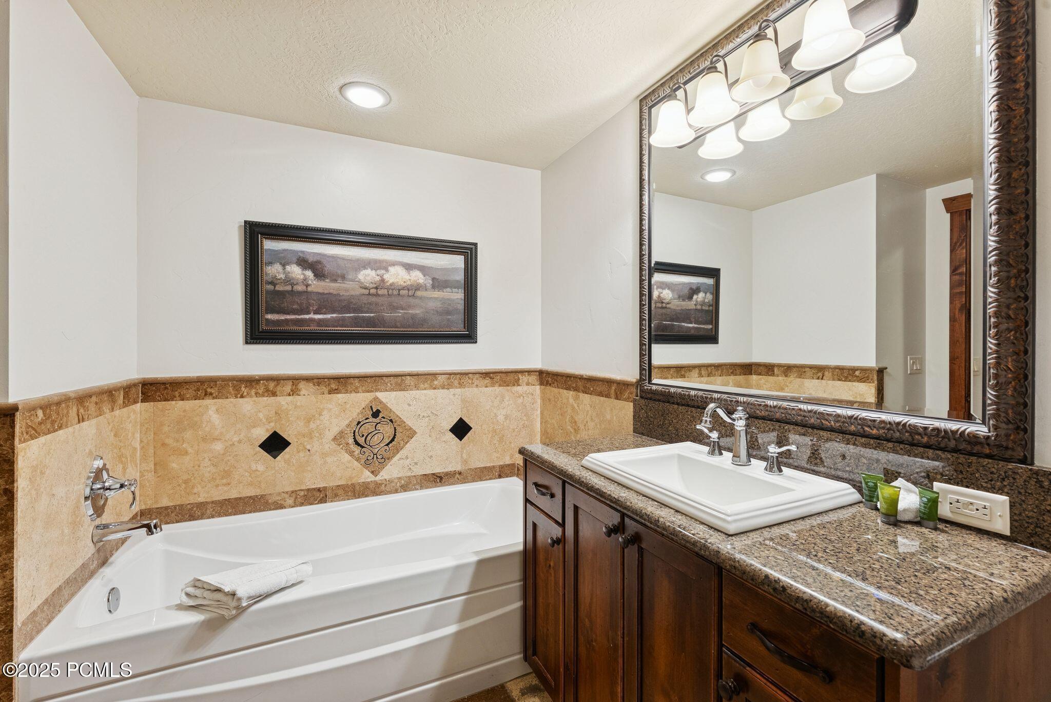 3558 N Escala Court, 251