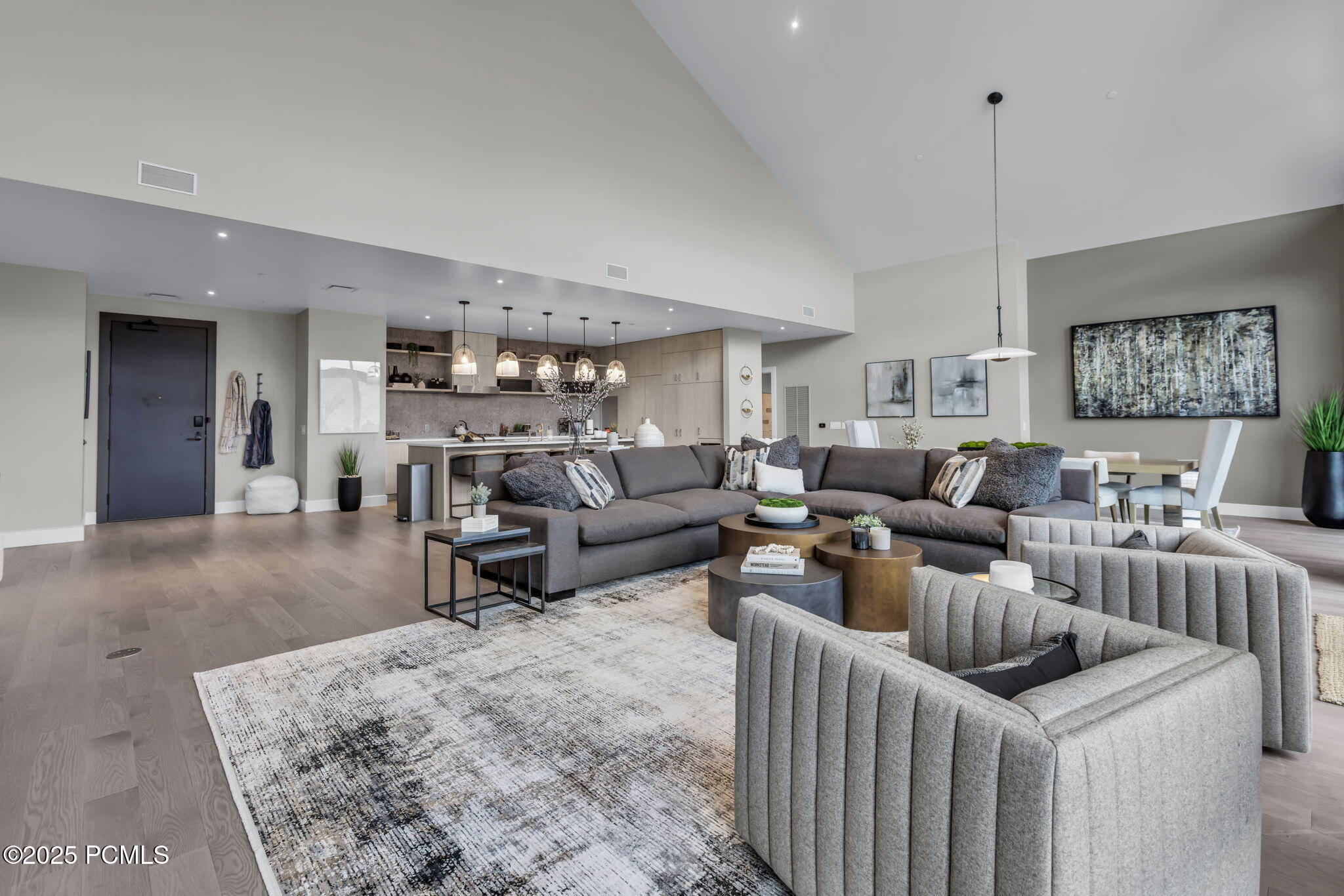 1702 W Glencoe Mountain Way Unit 8038