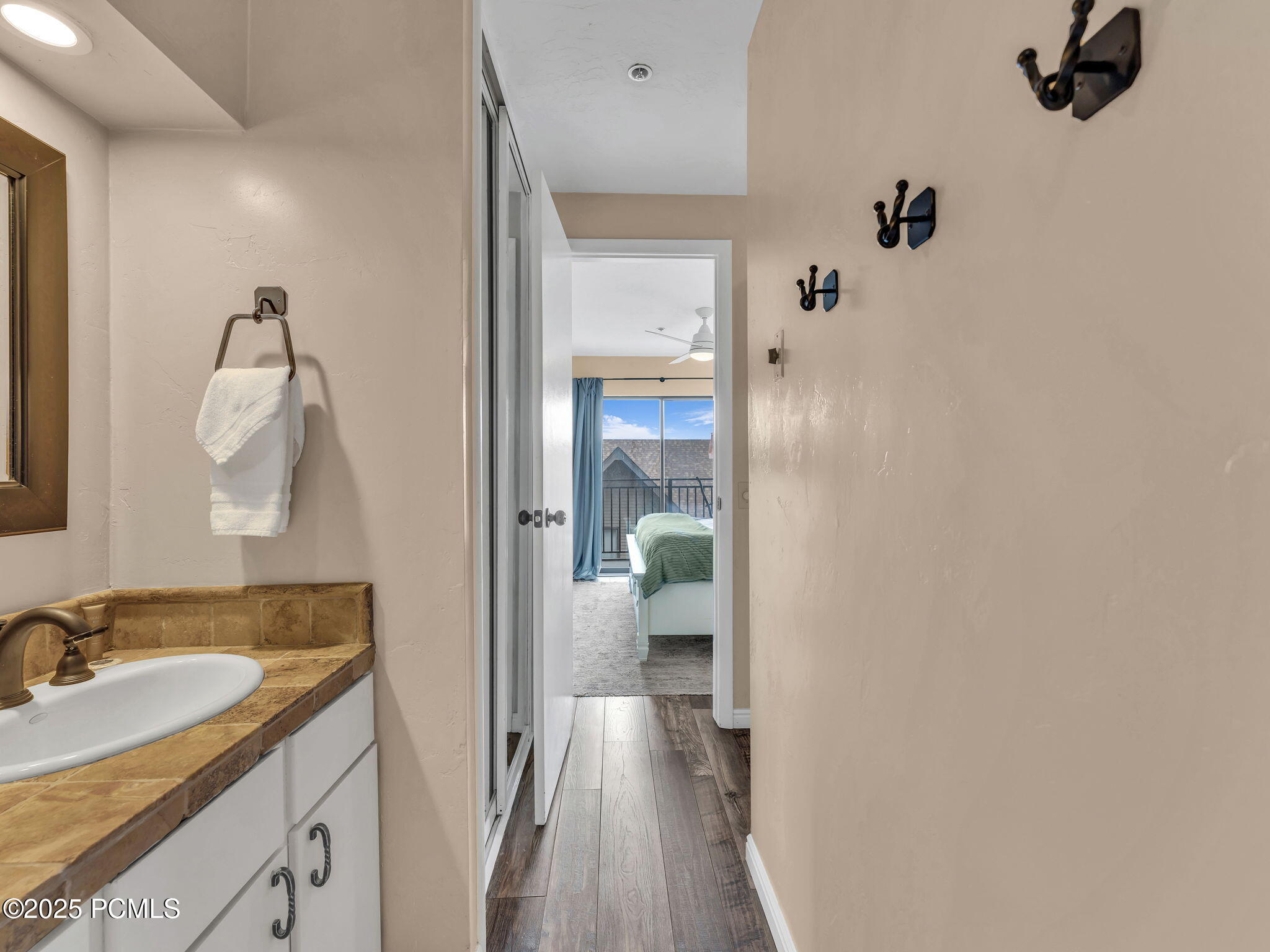 1401 Lowell Avenue 31