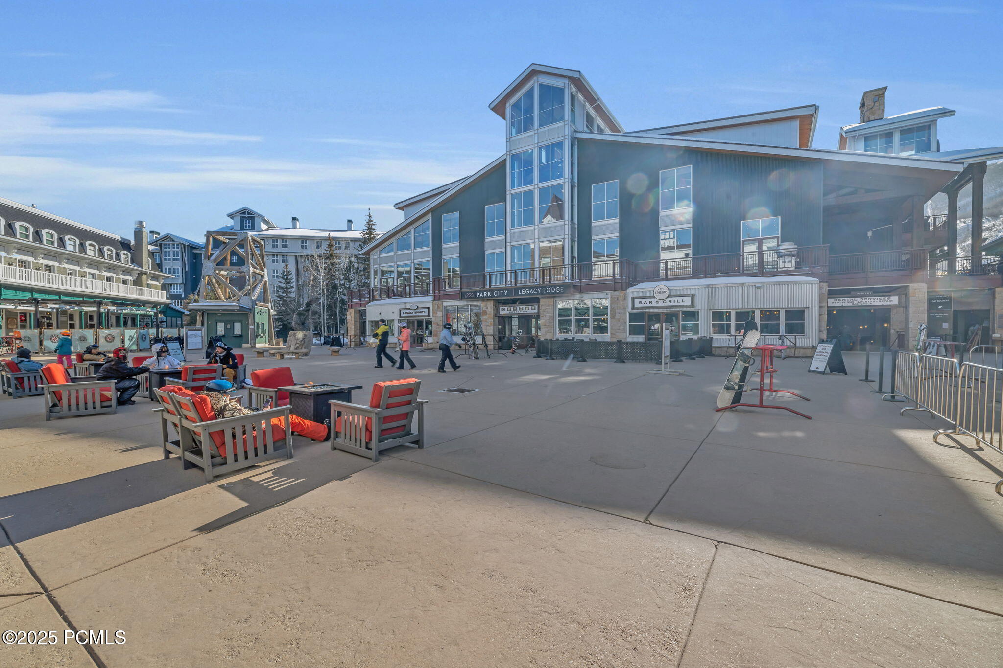 1401 Lowell Avenue 39