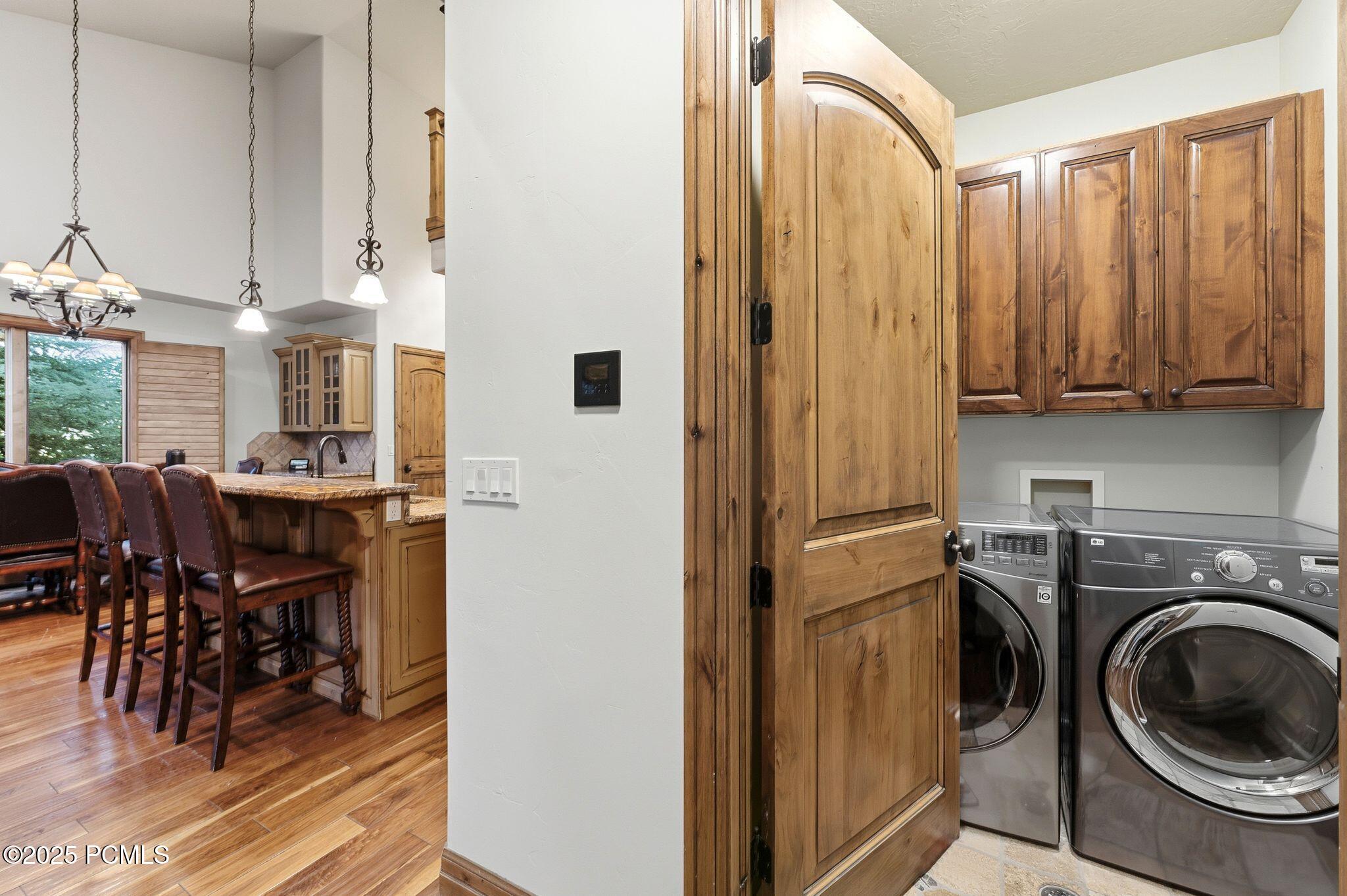 1273 W Stillwater Drive