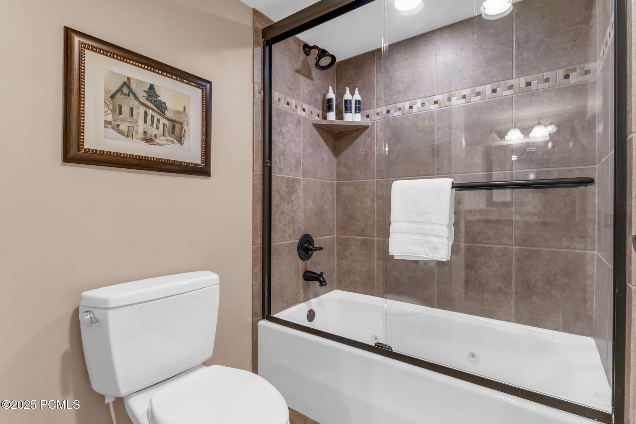 1415 Lowell Avenue B305 (350)