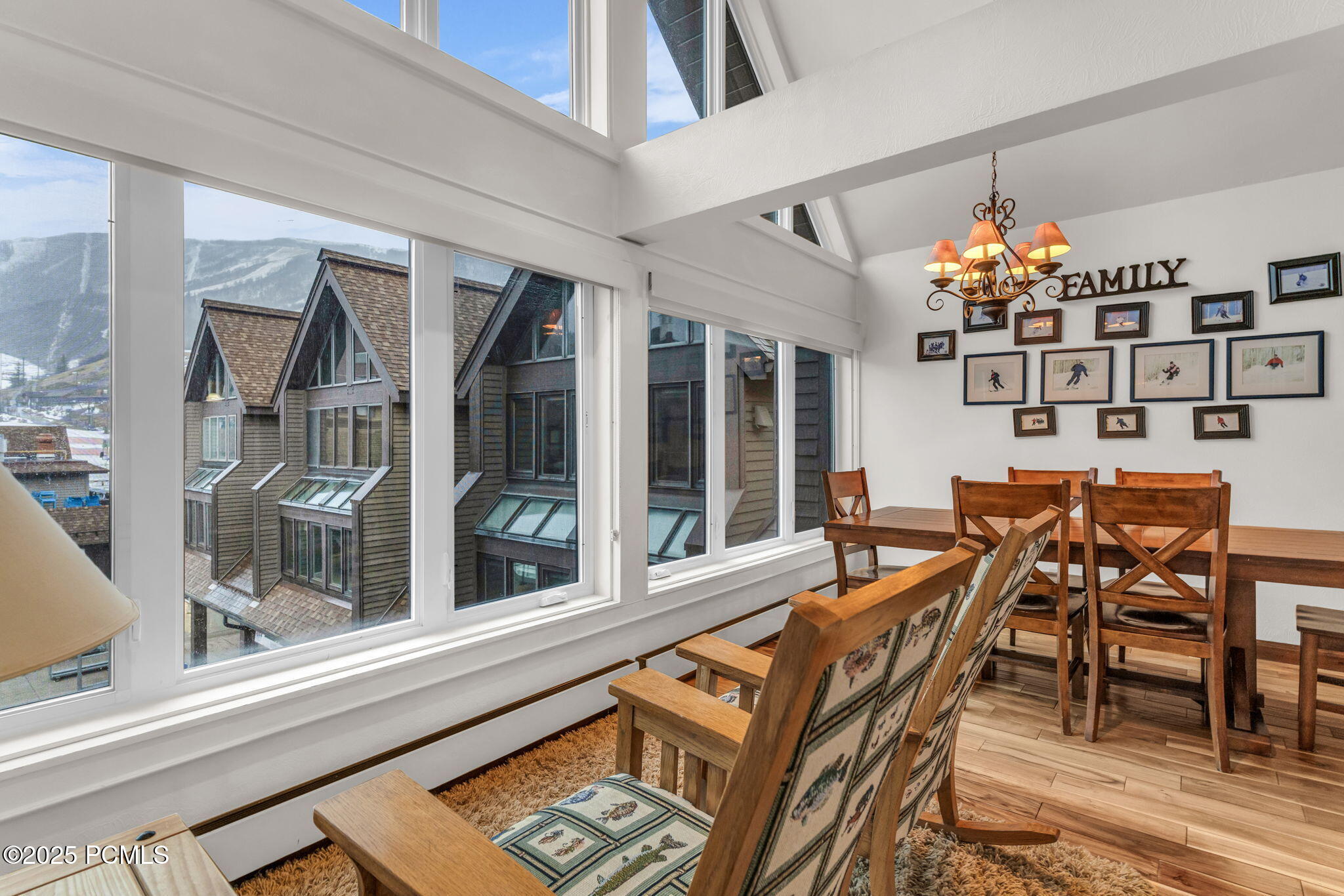 1415 Lowell Avenue B305 (350)