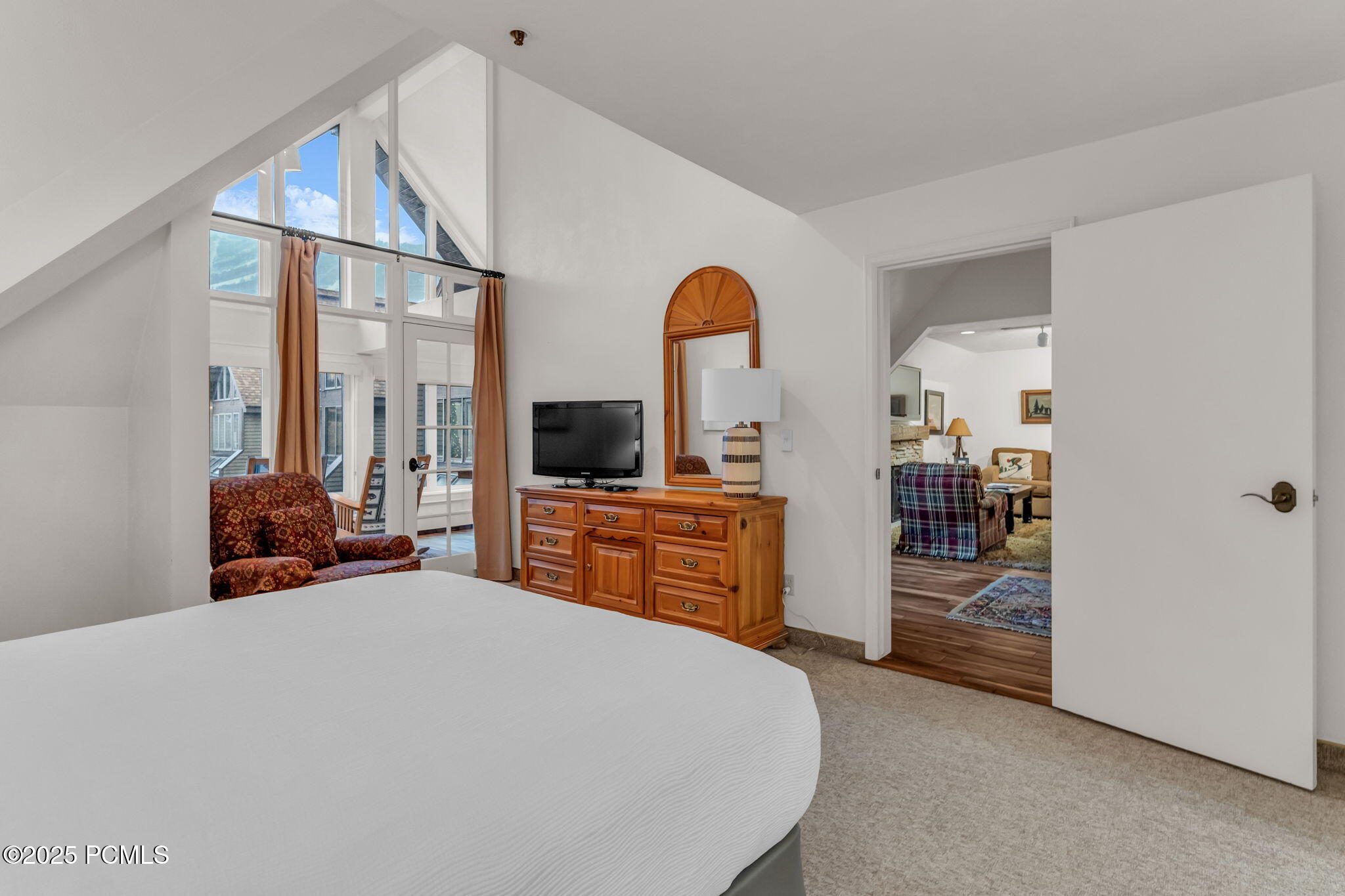 1415 Lowell Avenue B305 (350)