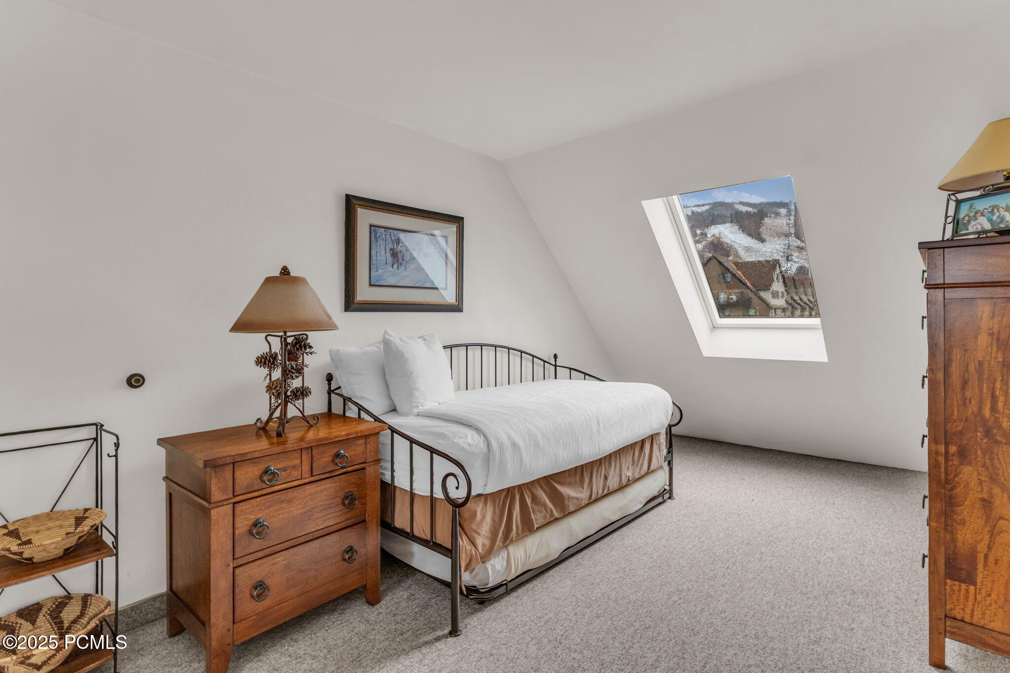 1415 Lowell Avenue B305 (350)