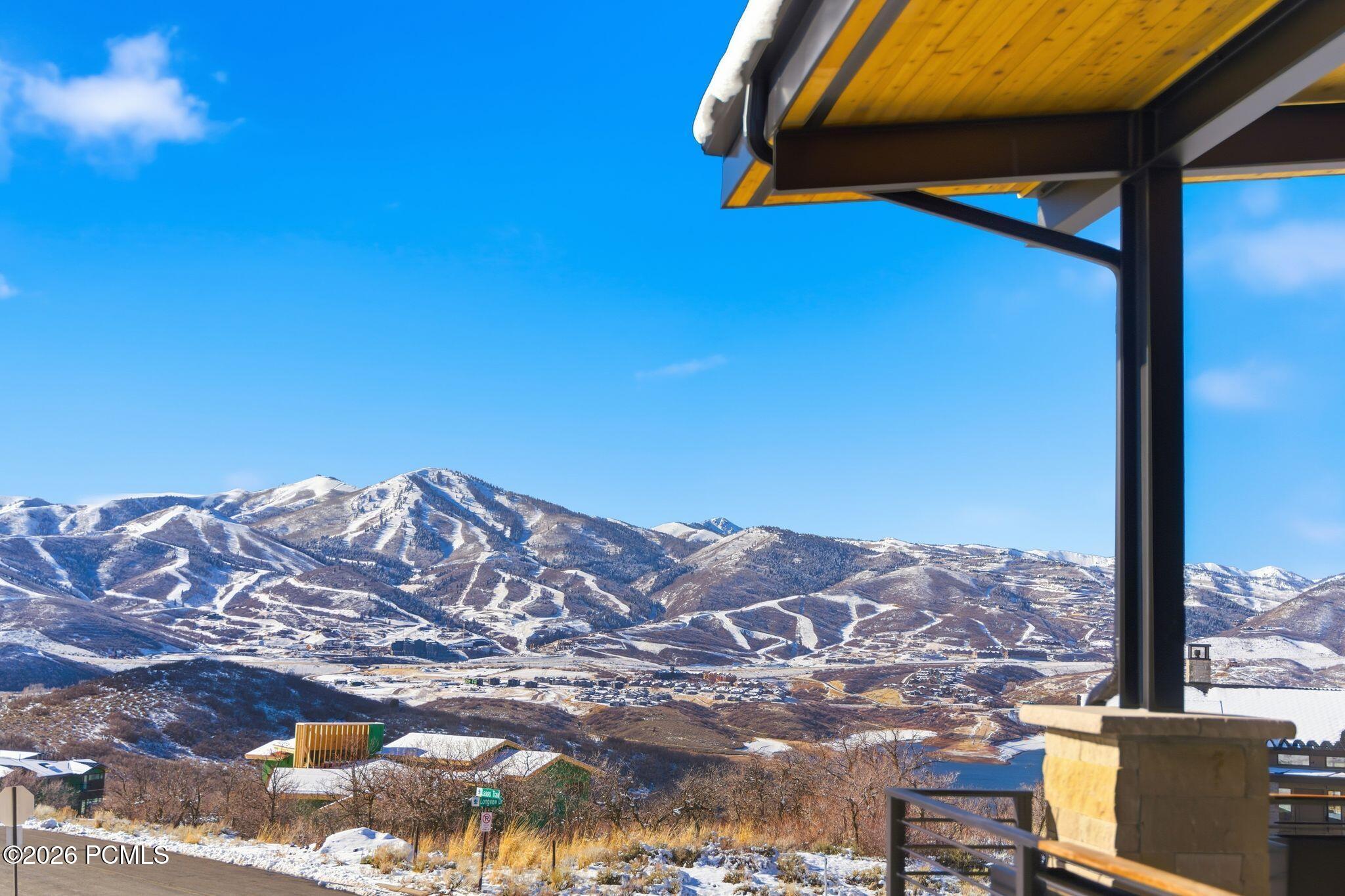 1105 E Longview Drive