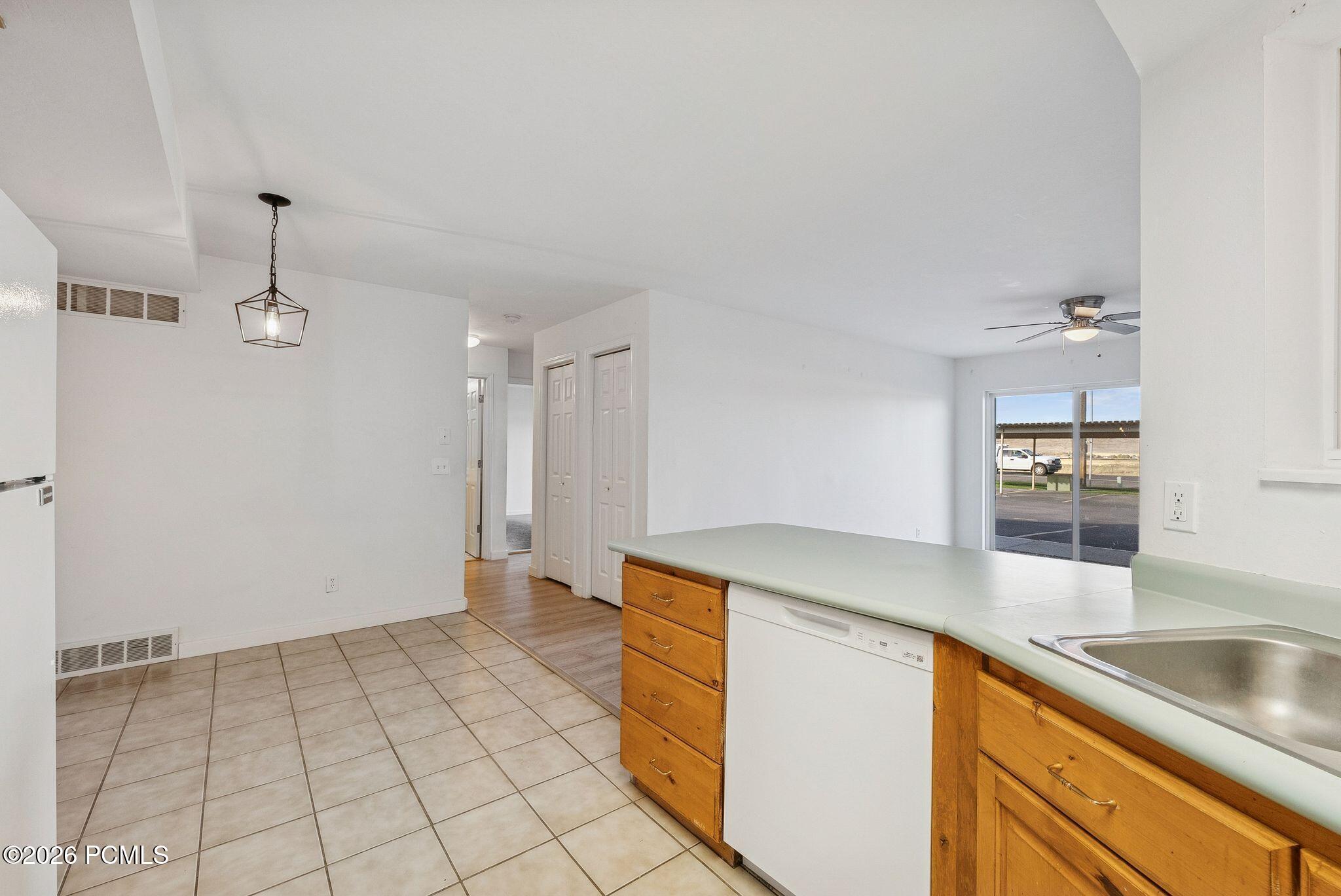 595 S Main Street Apt 18