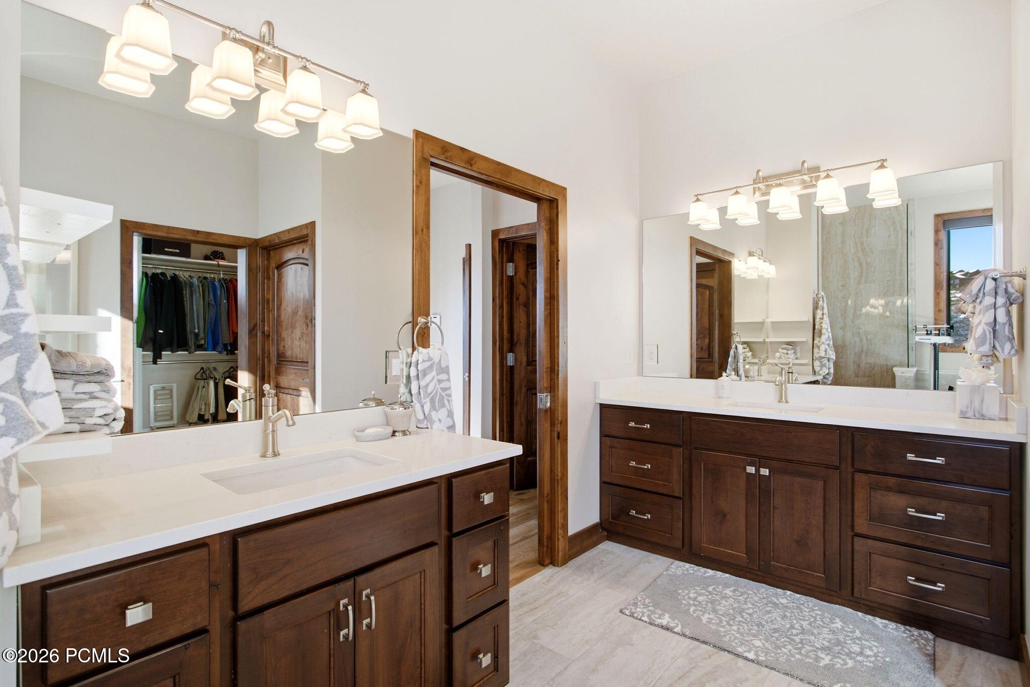 11080 N Lariat Court