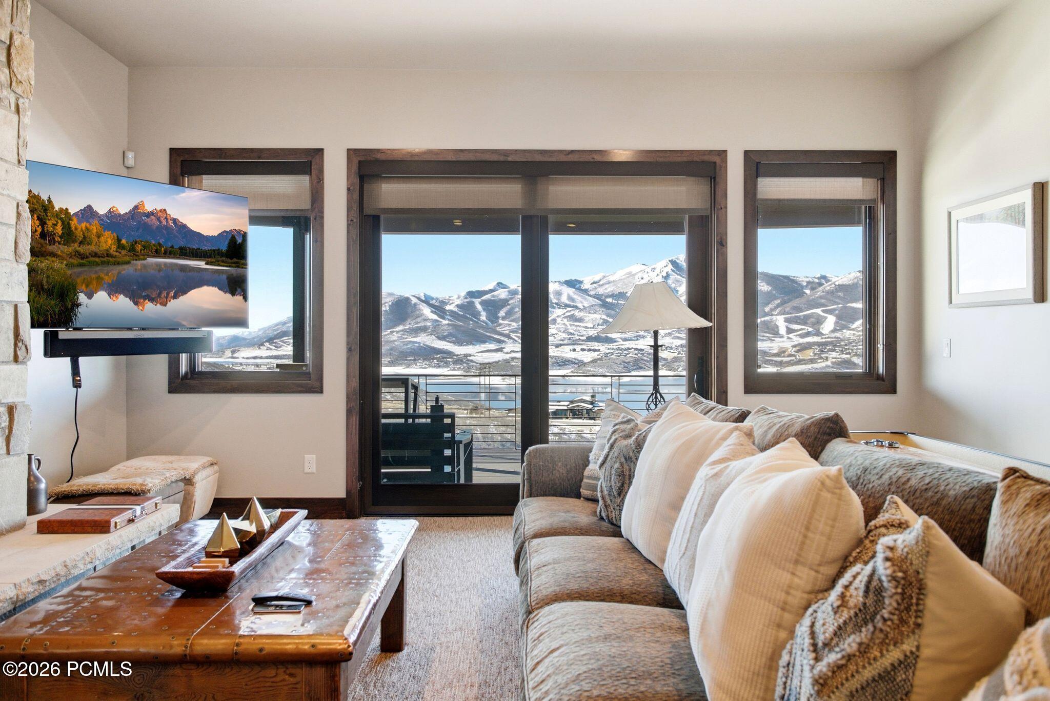 11080 N Lariat Court