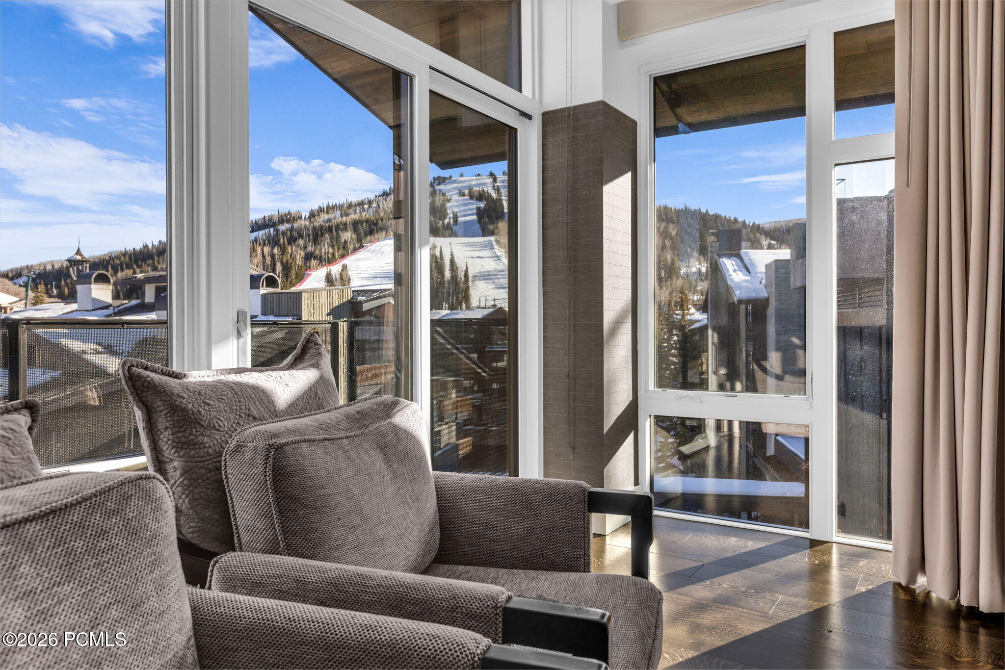 7520 Royal Street E 510