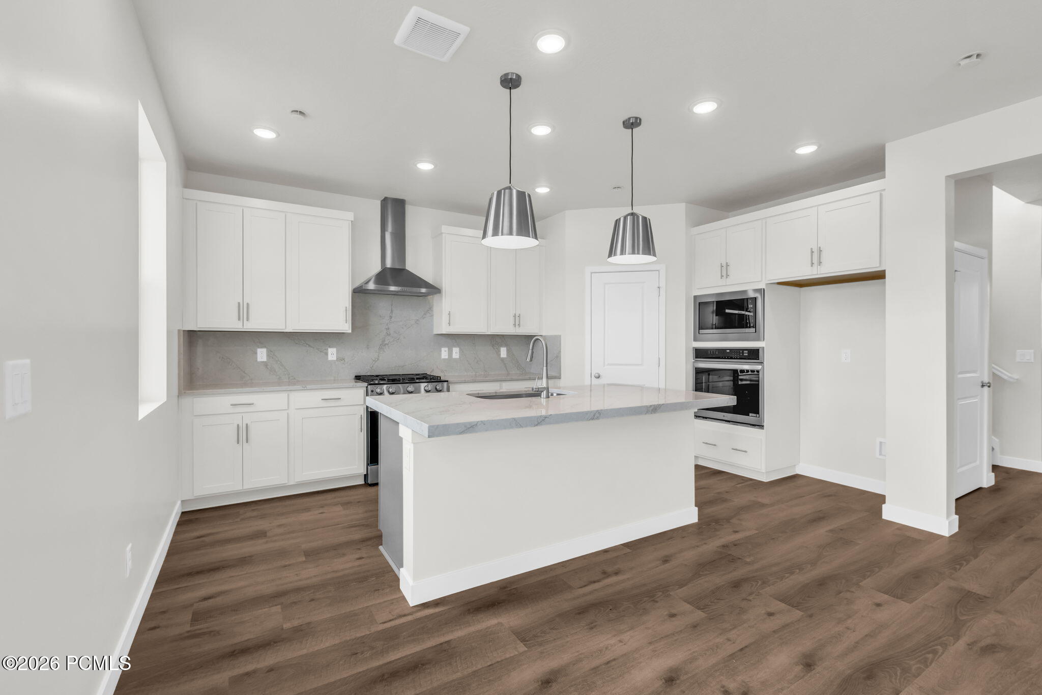 7076 Woods Rose Drive
