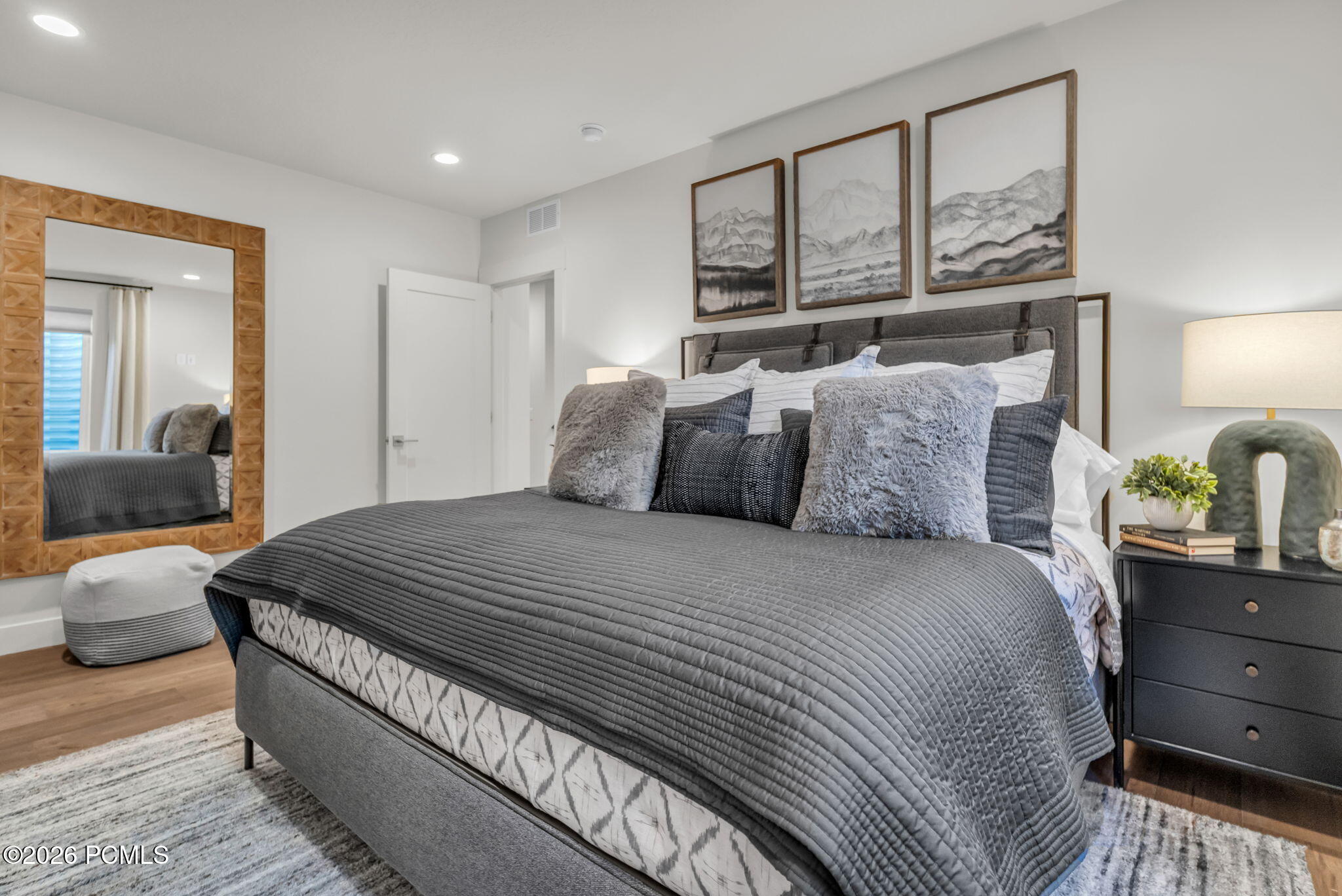 612 E Silver Hill Loop