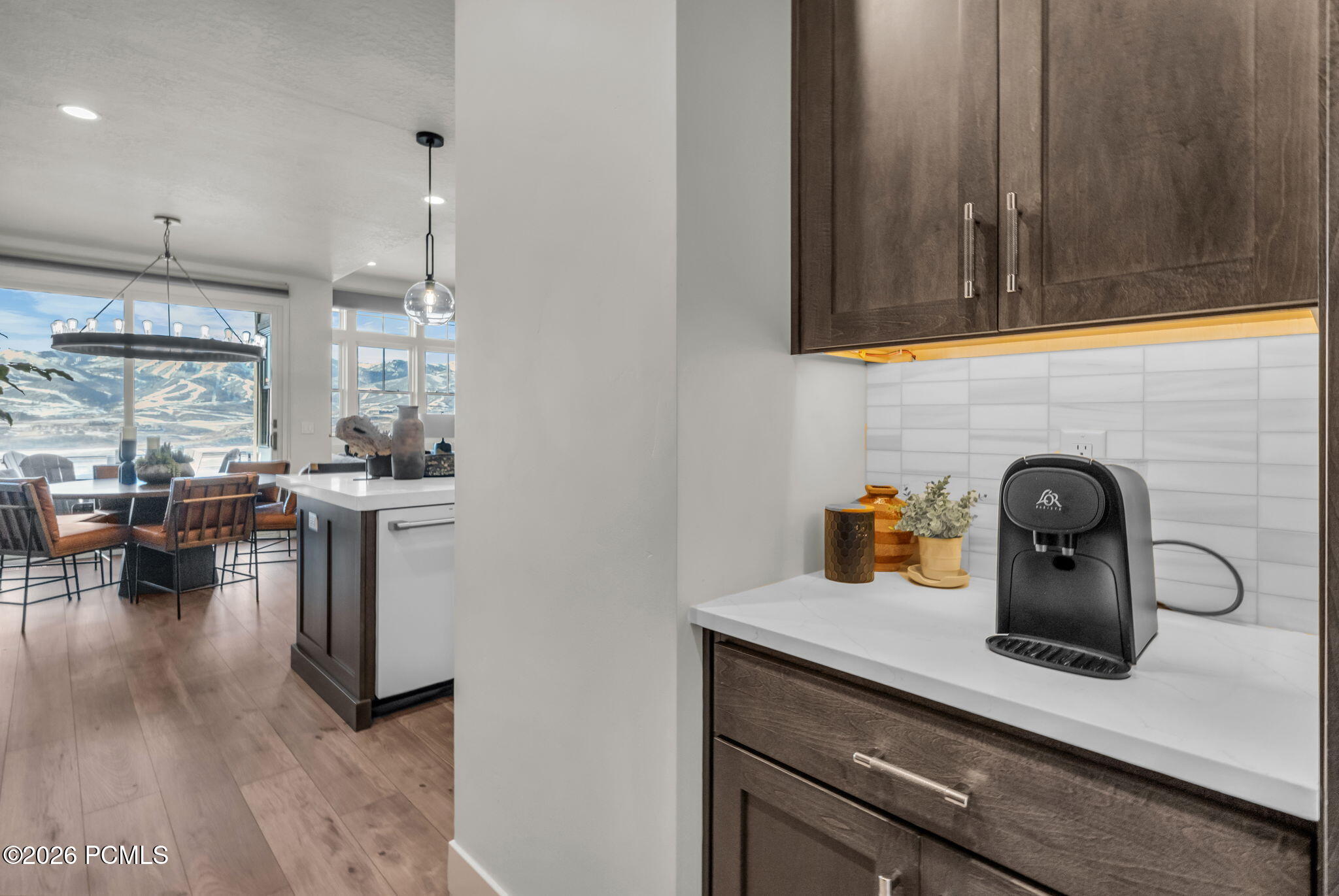 612 E Silver Hill Loop