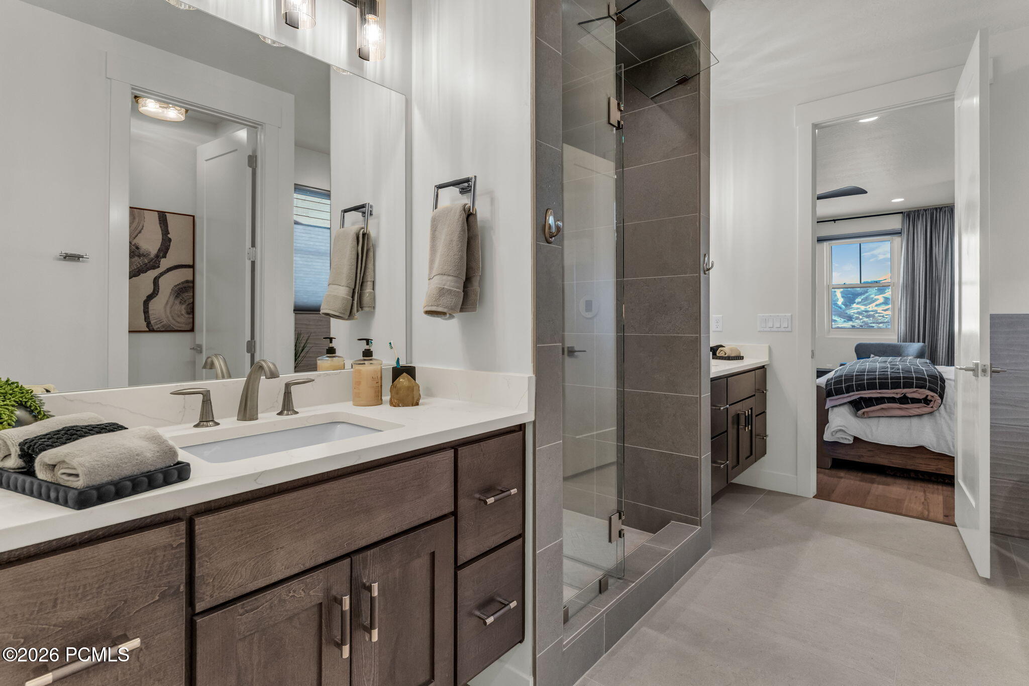 612 E Silver Hill Loop