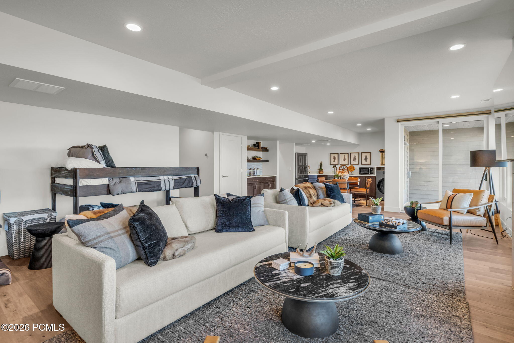 612 E Silver Hill Loop