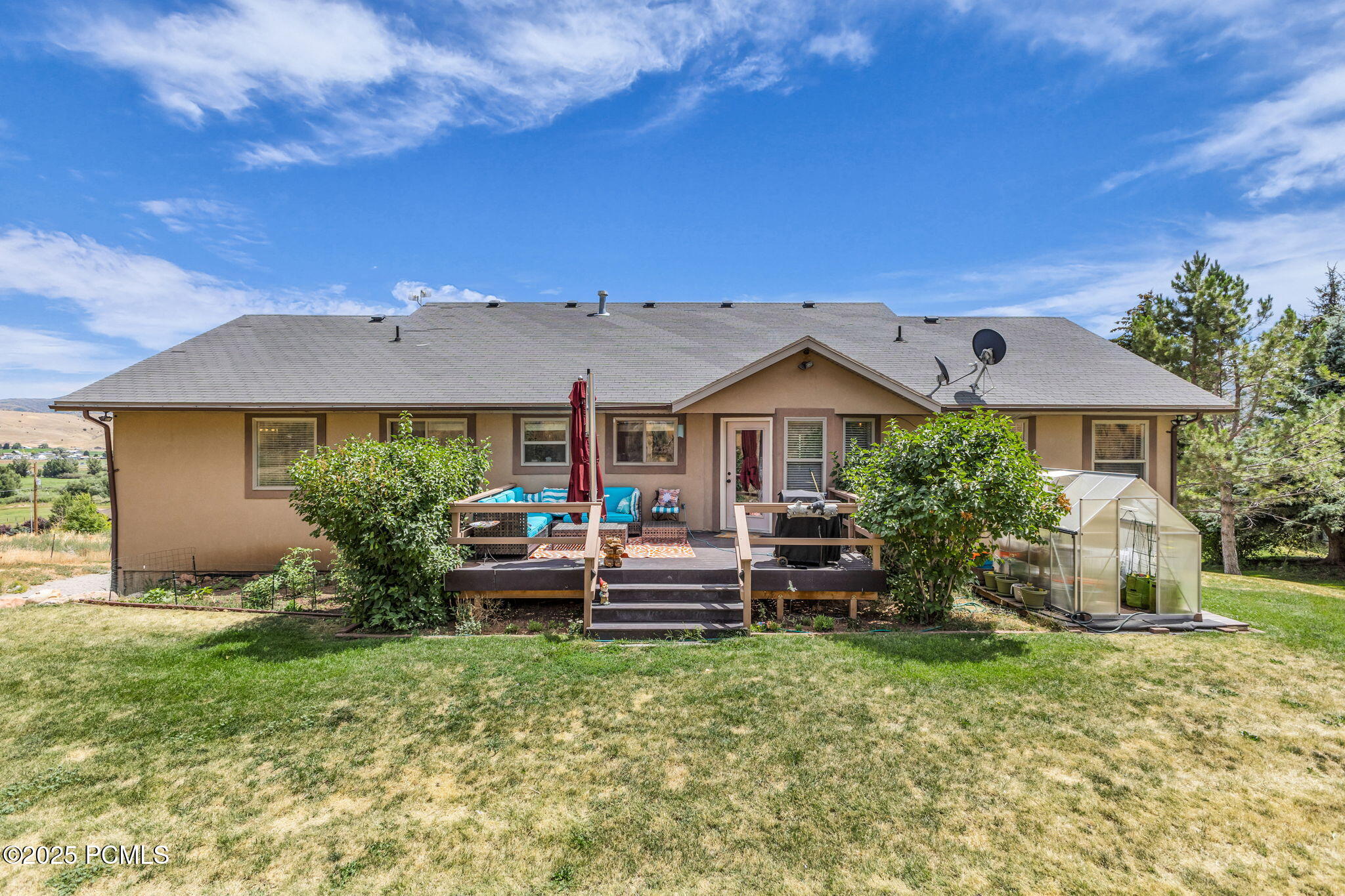 878 S West Hoytsville Road