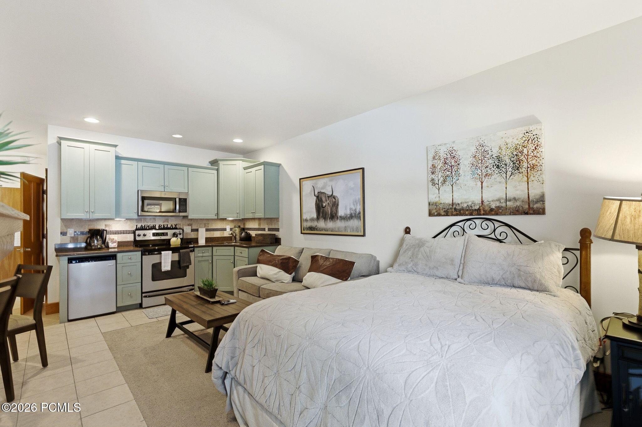 2305 Sidewinder Drive 911