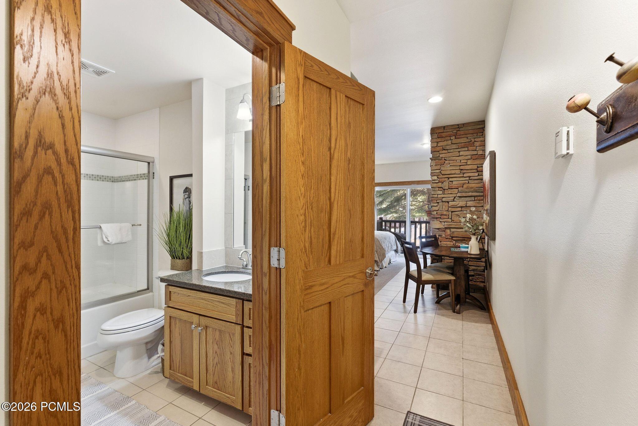 2305 Sidewinder Drive 911