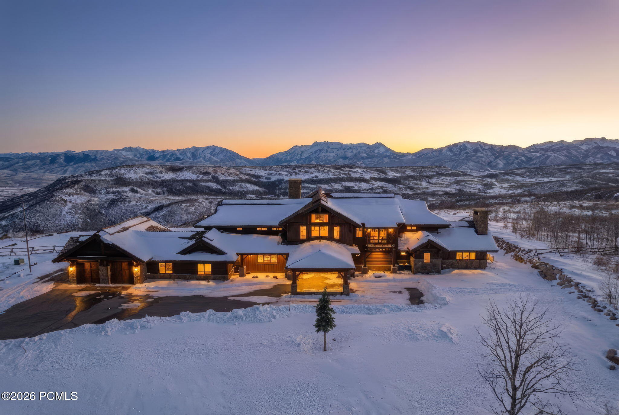 1975 N Westward Ho Rd