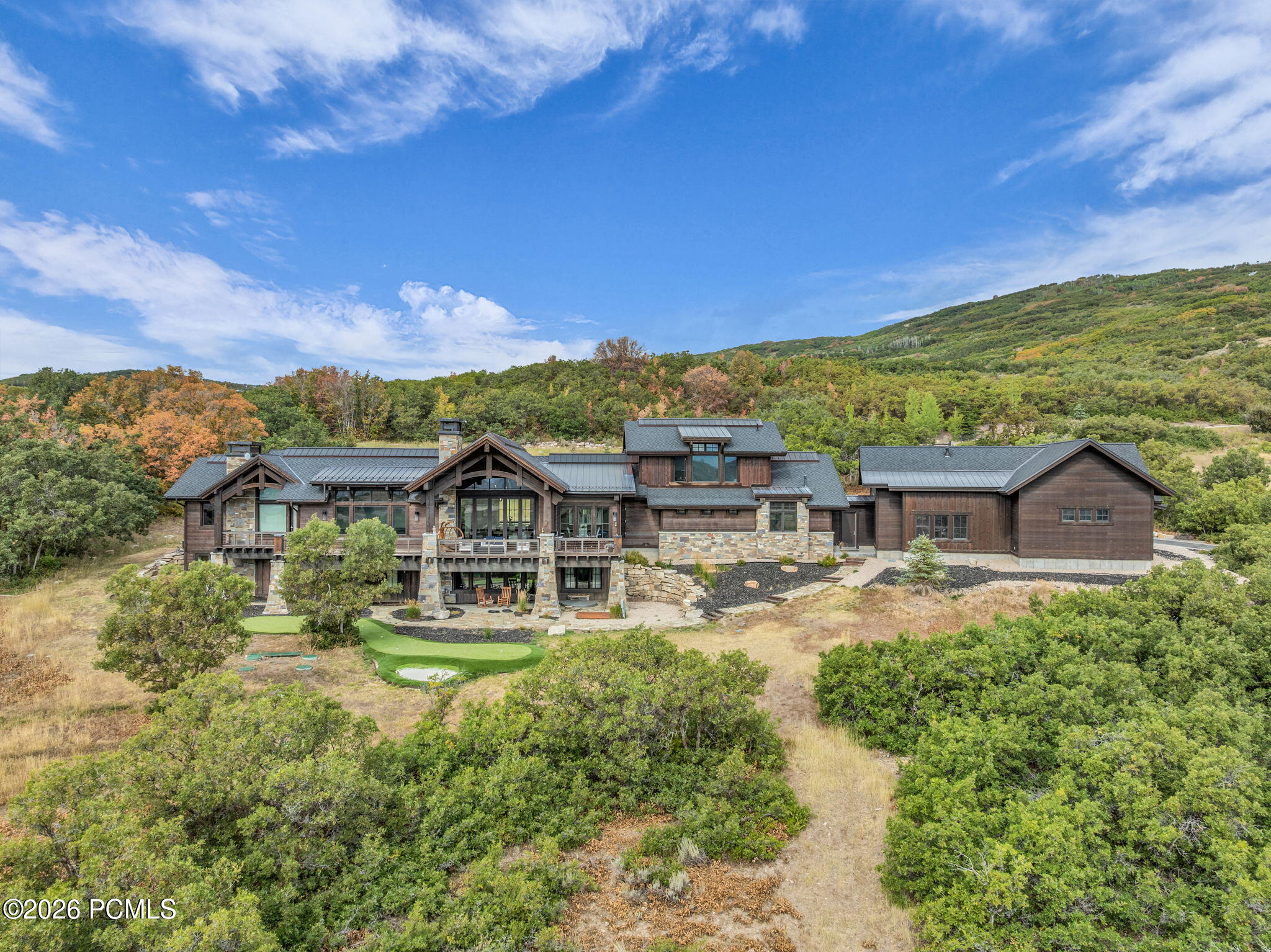 717 W Moose Hill Road