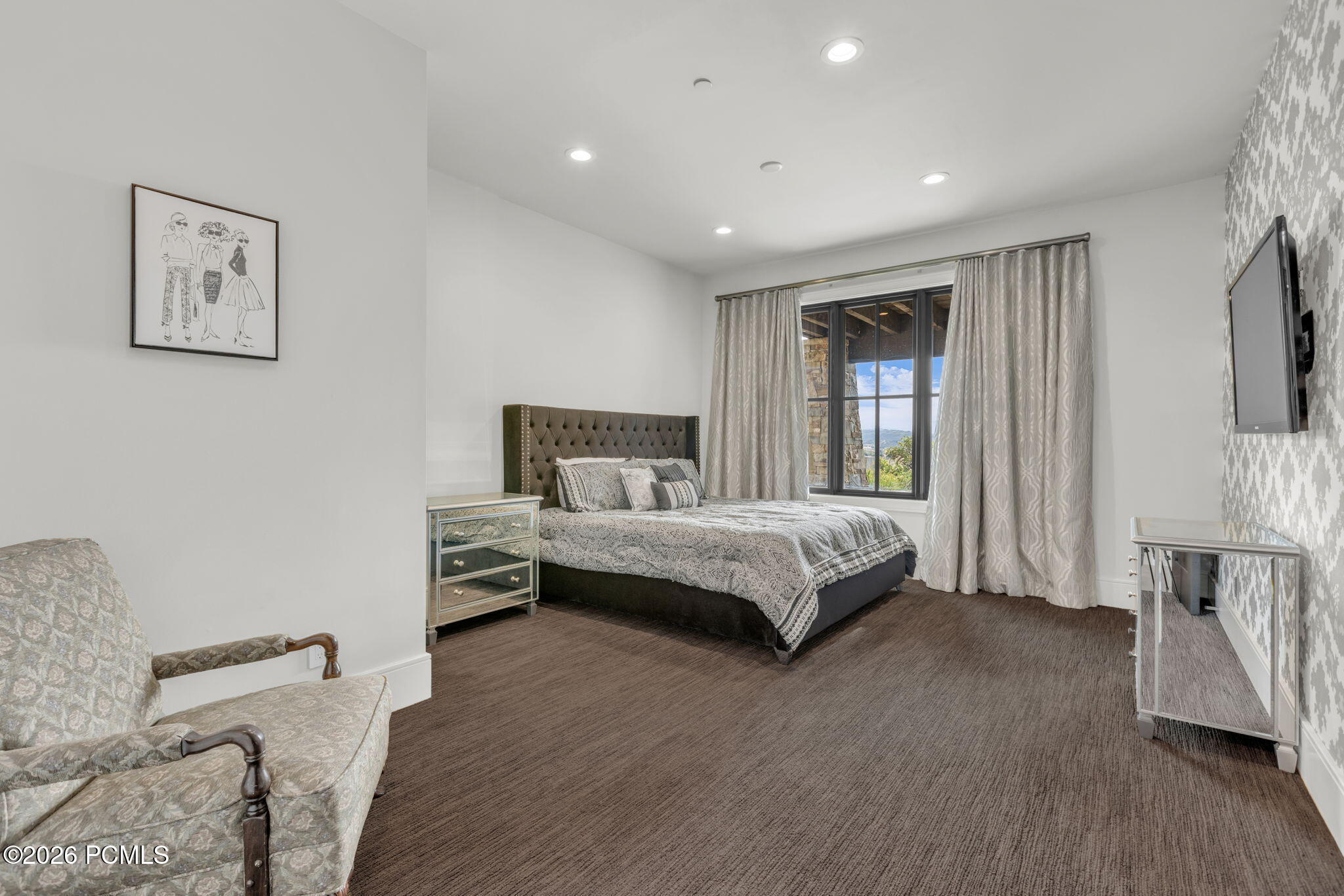 717 W Moose Hill Road