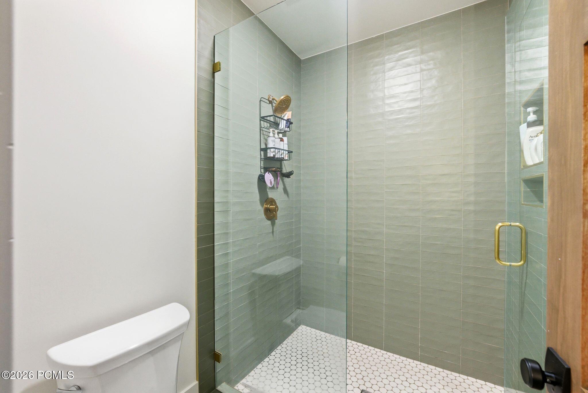 2044 E Notch Mountain Circle