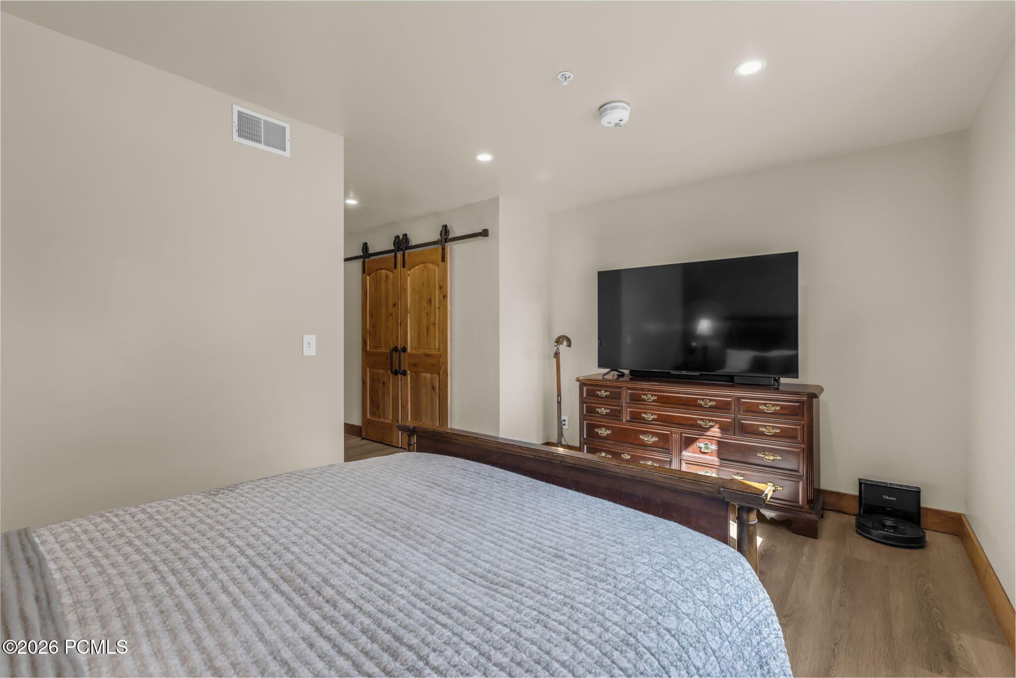2260 Park Avenue 11