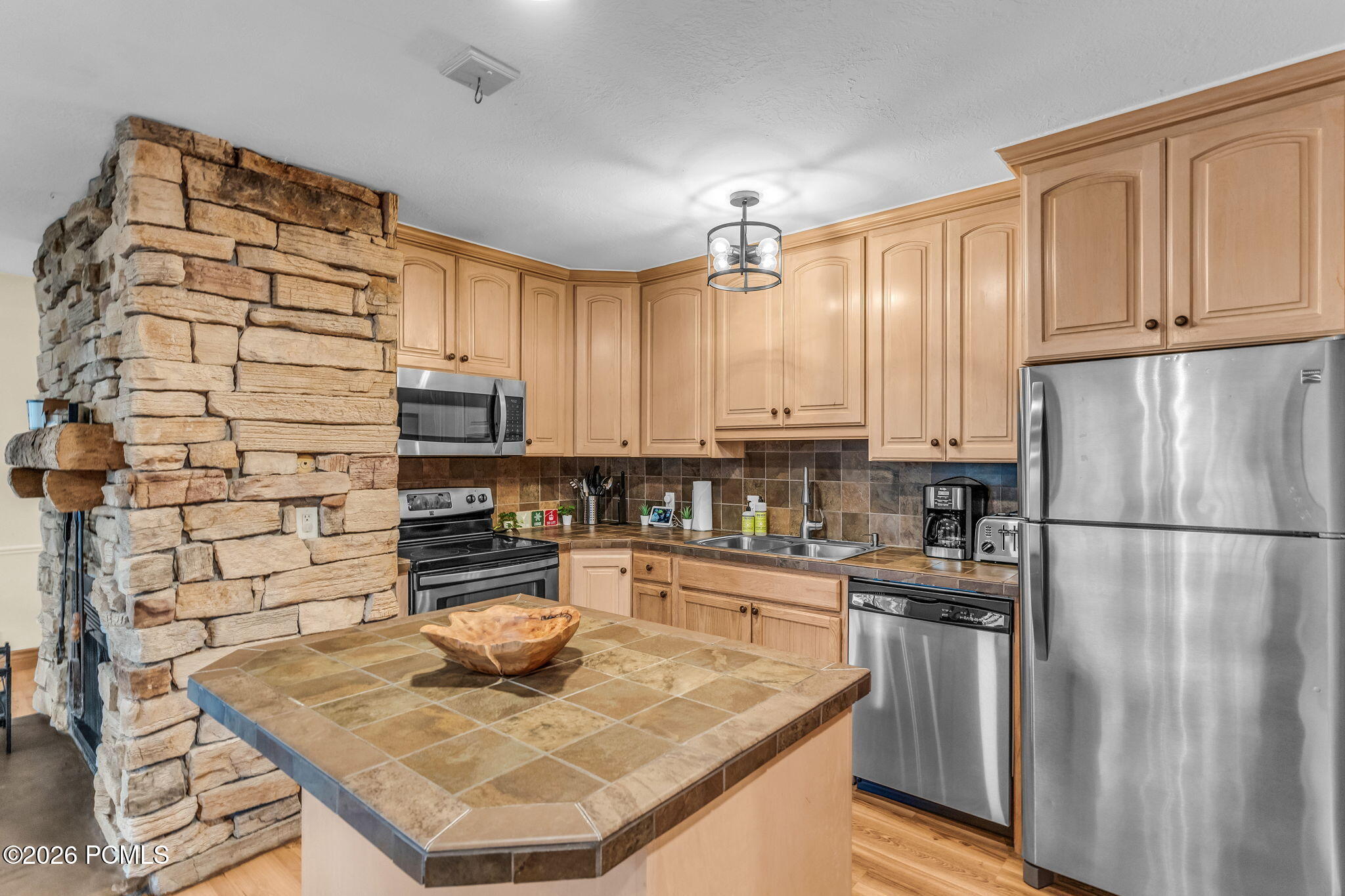 1885 Prospector Ave B12