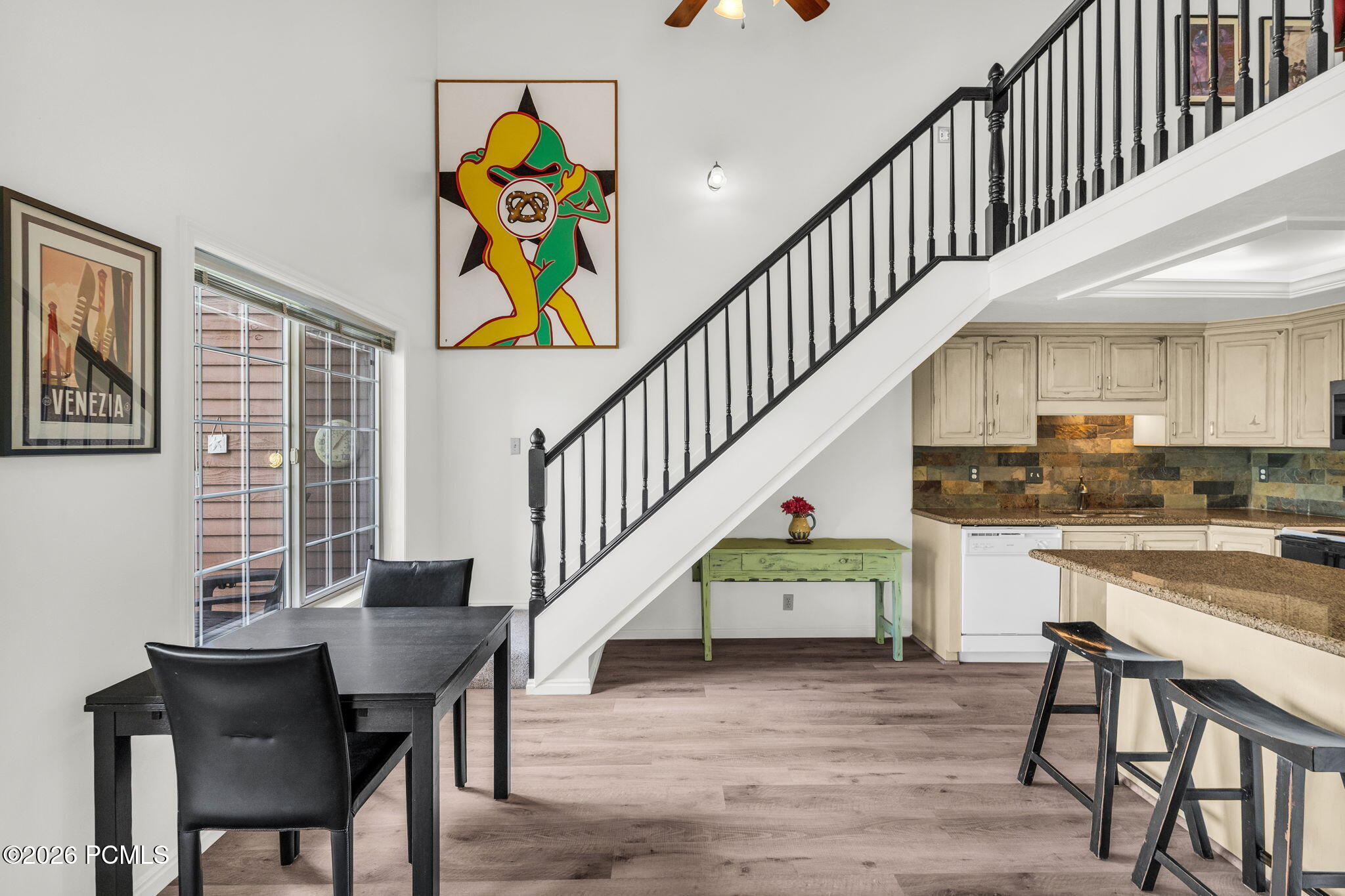 984 Uri Lane D-6