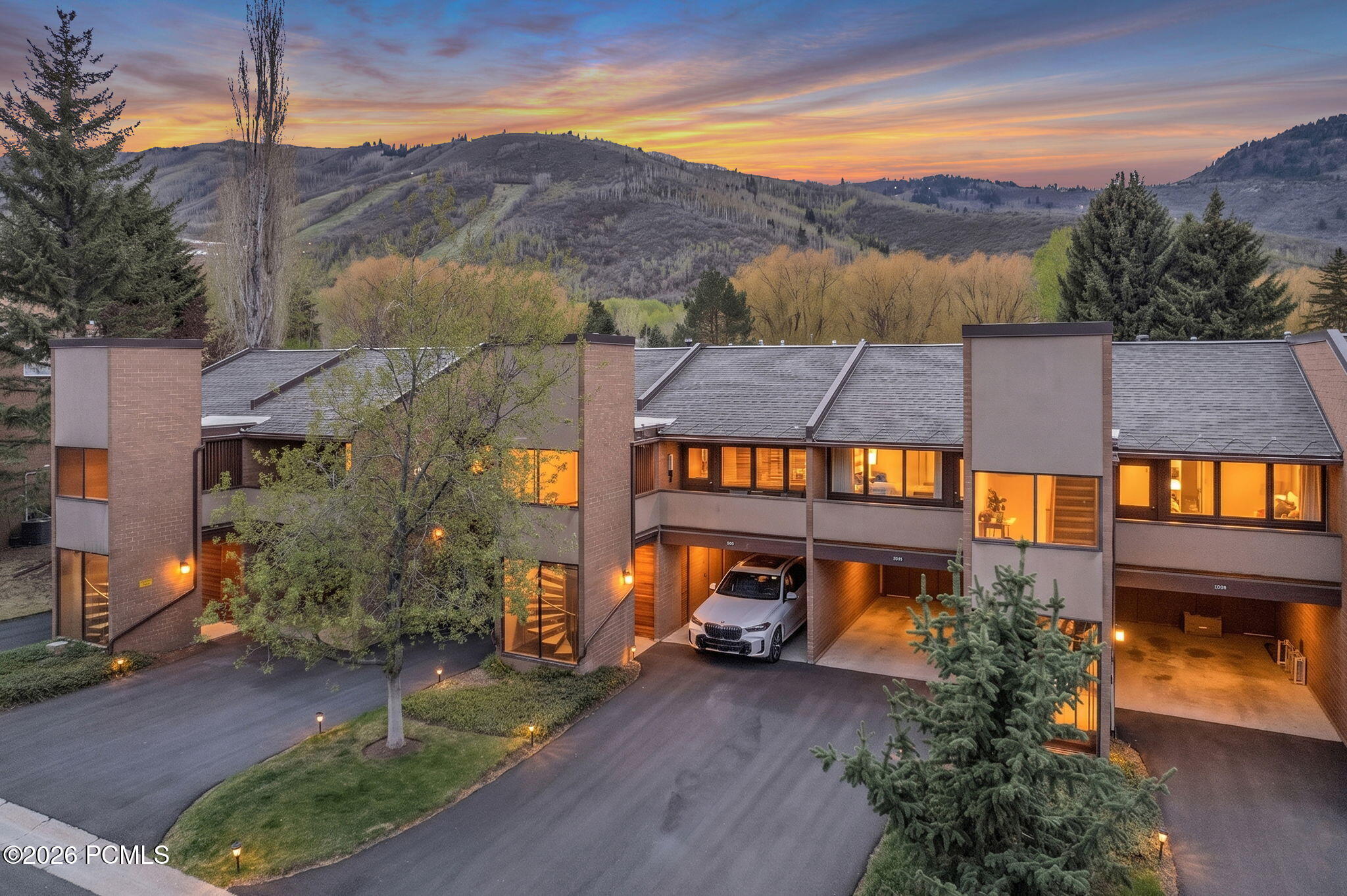 1695 Captain Molly Drive